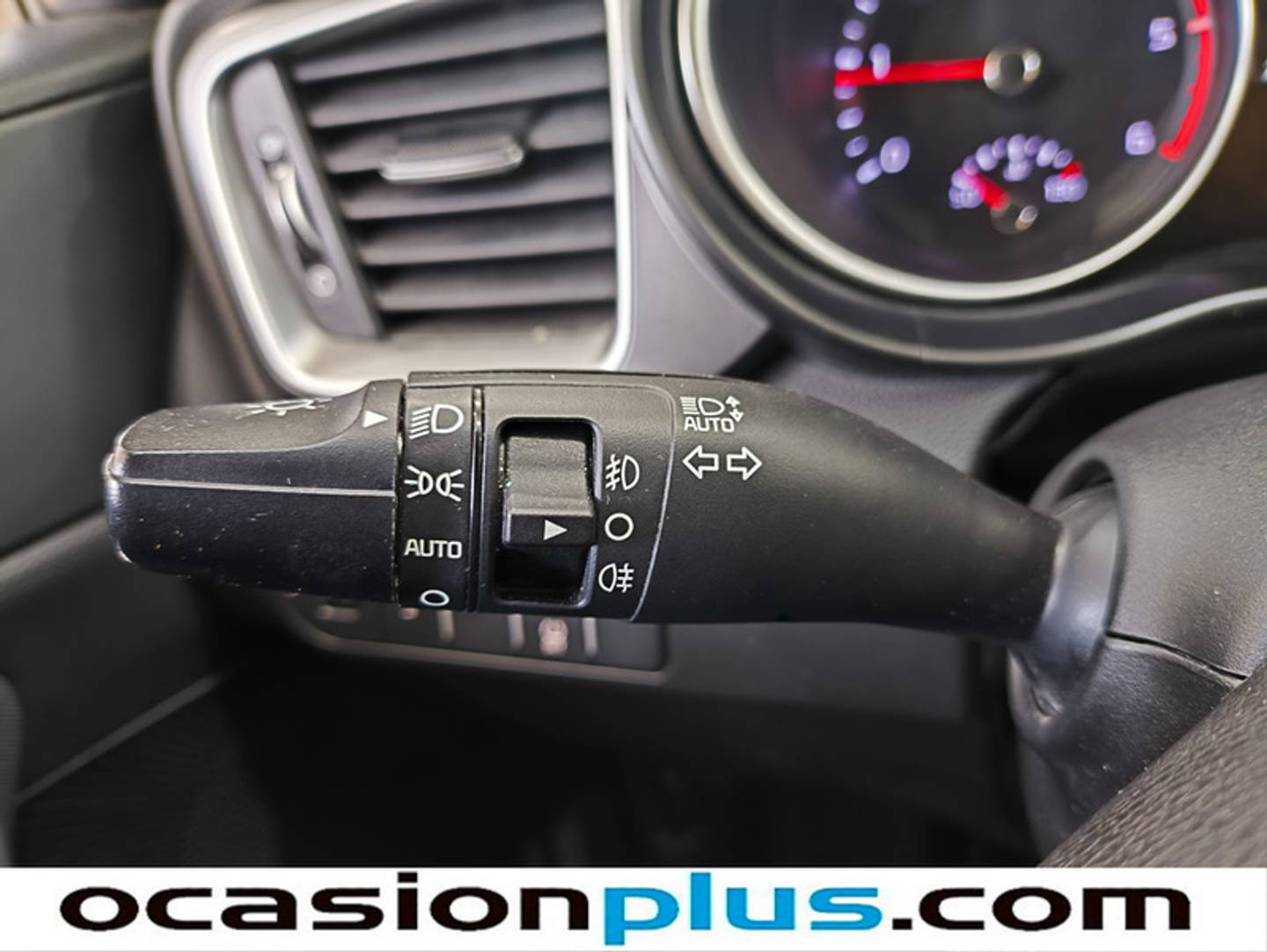 KIA Ceed Kia Ceed 1.6 MHEV iMT Drive (136 CV) seminuevo