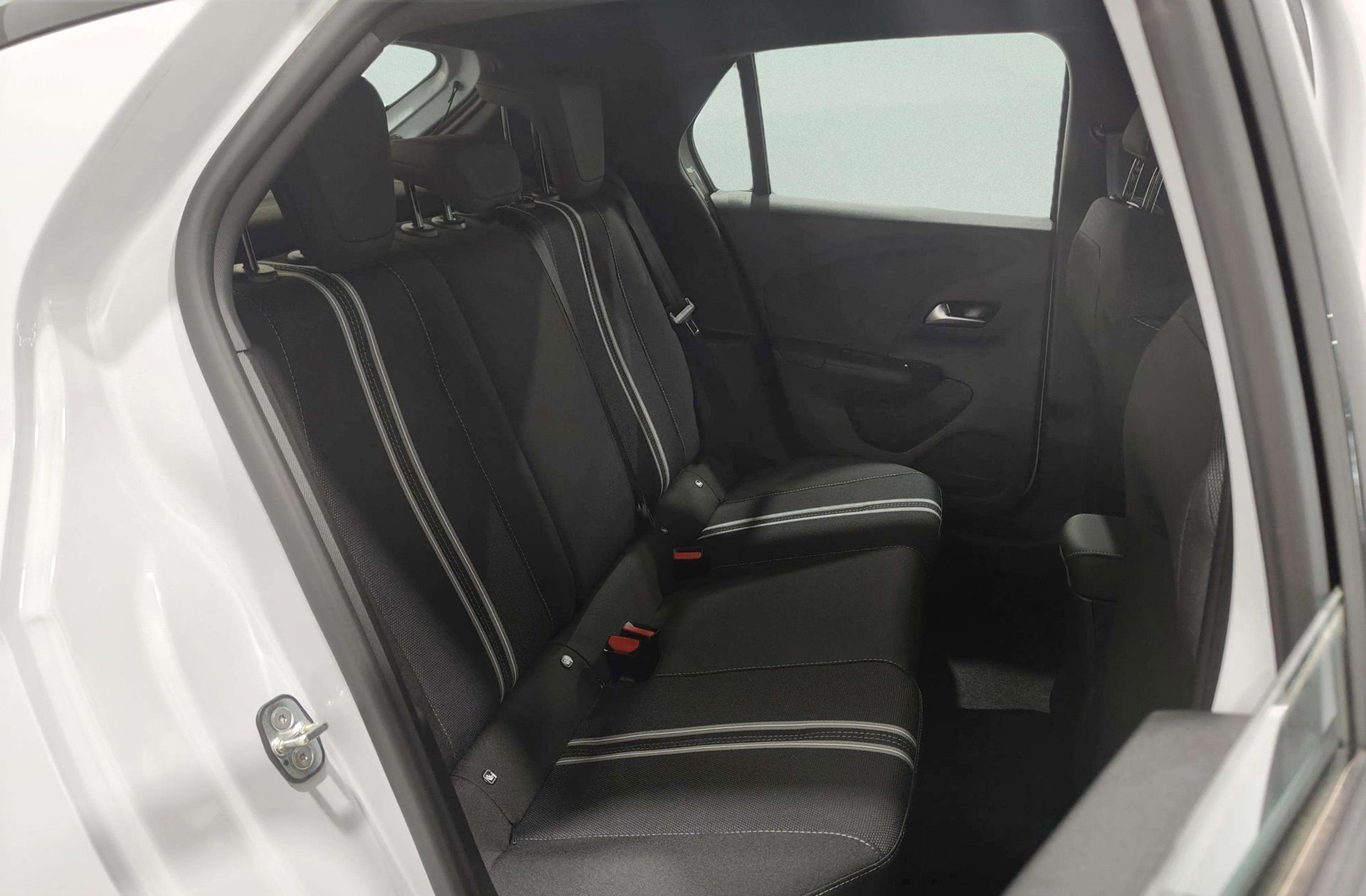 Opel Corsa 1.2 T XHL GS - foto 18