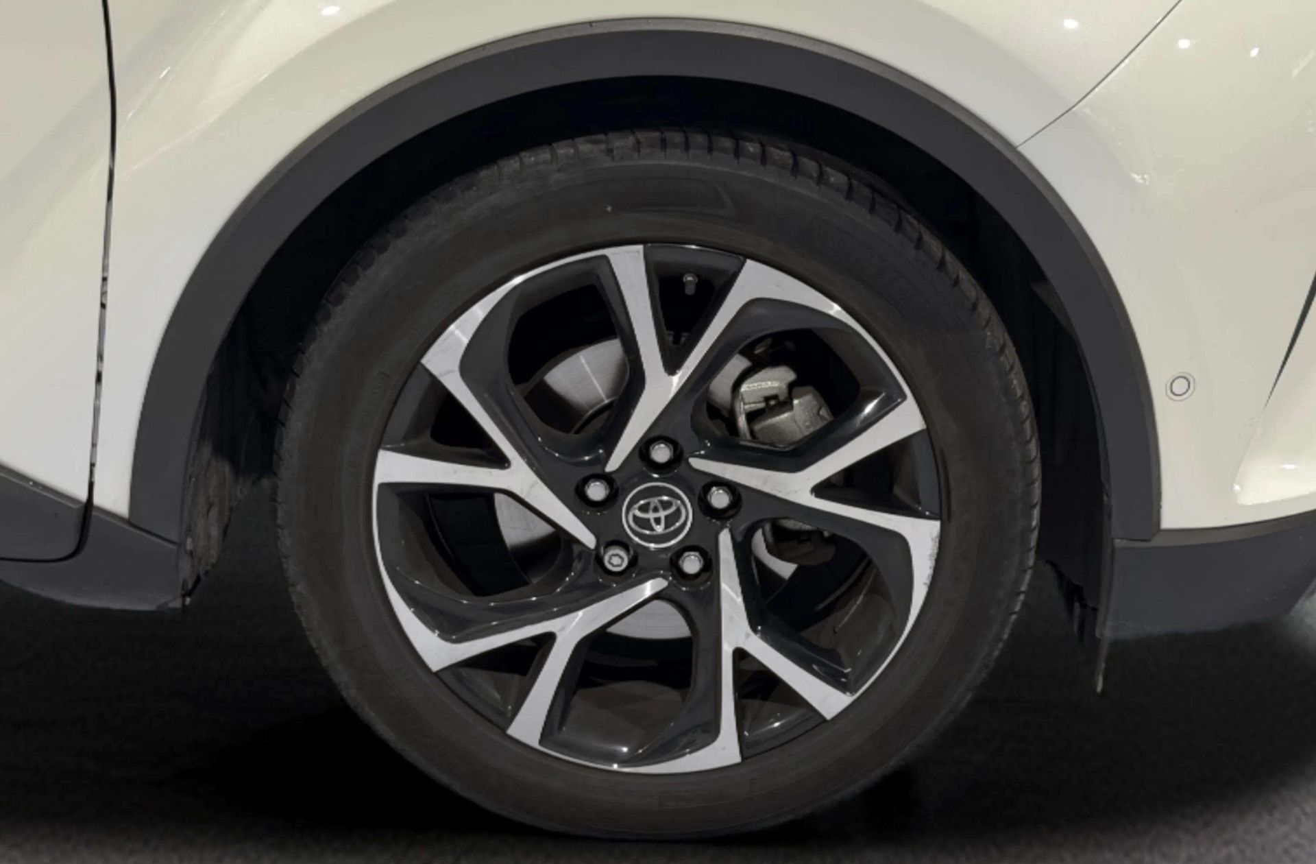 Toyota C-HR 1.8 125H Advance - foto 34