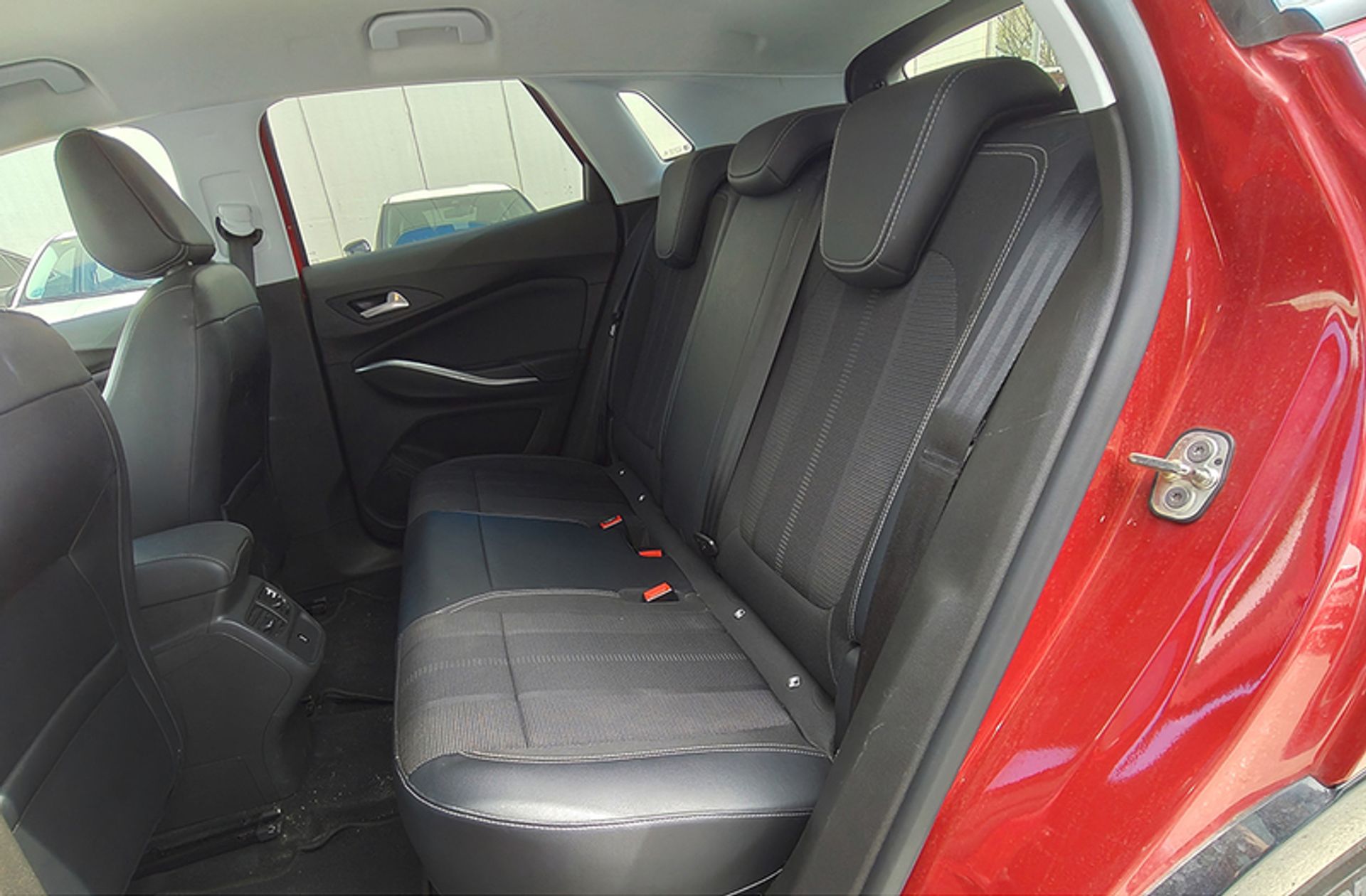 Opel Grandland 1.6 Turbo PHEV GS - foto 16