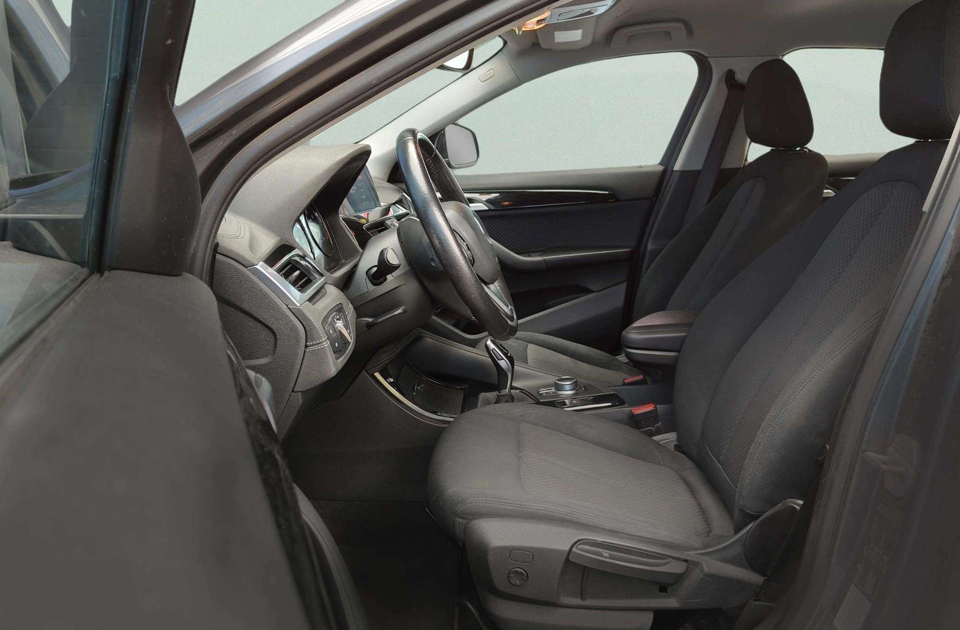BMW X2 sDrive18d - foto 11