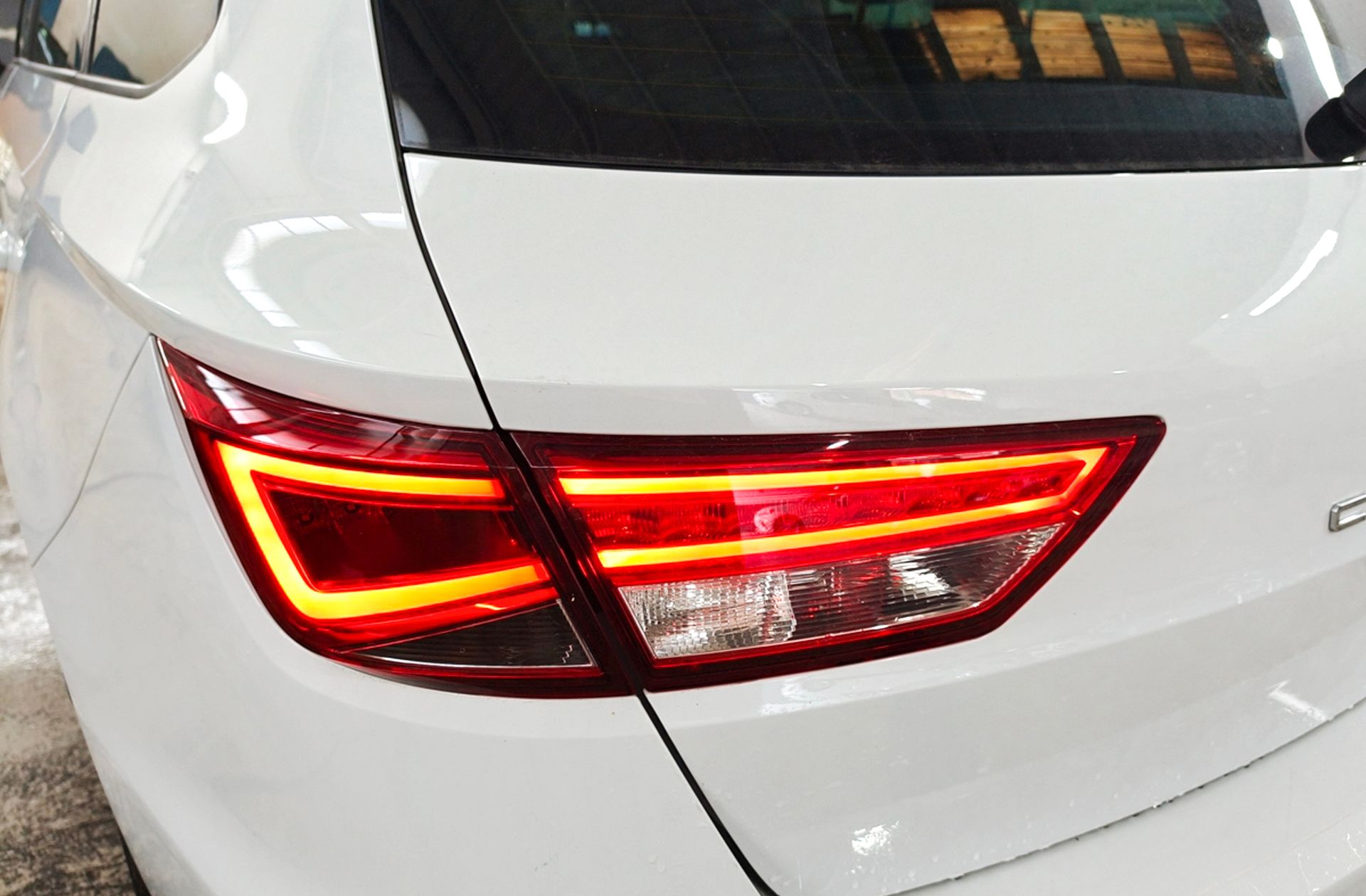 SEAT León ST 2.0 TSI Cupra DSG - foto 18