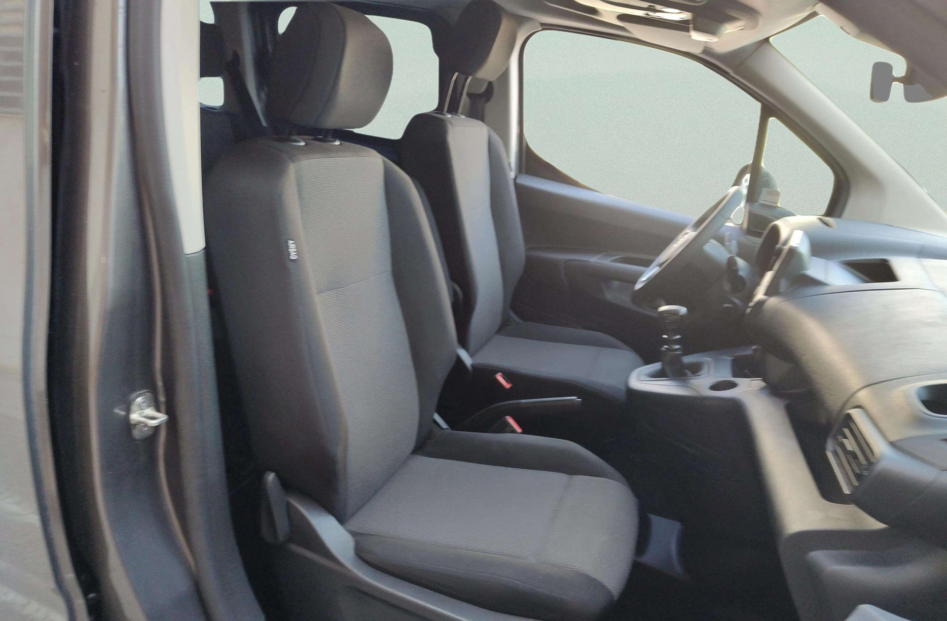 Opel Combo 1.2 Turbo Expression L - foto 15
