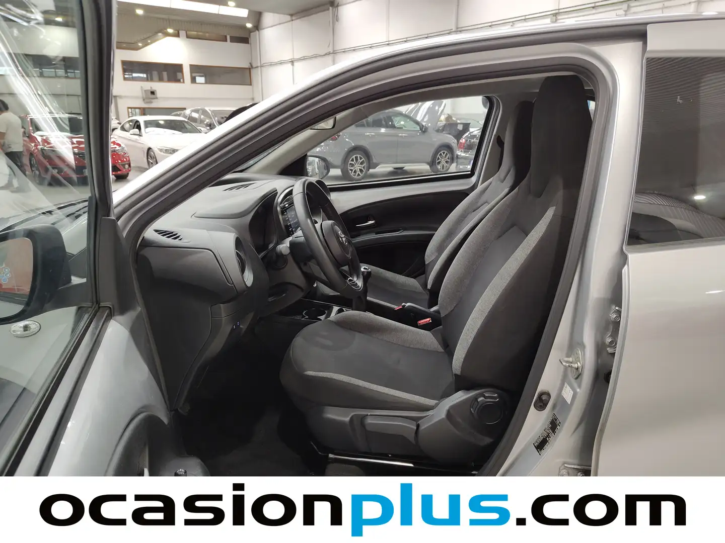 Foto Toyota Aygo X Cross Toyota Aygo X Cross 1.0 VVT-I Play  (72 CV)