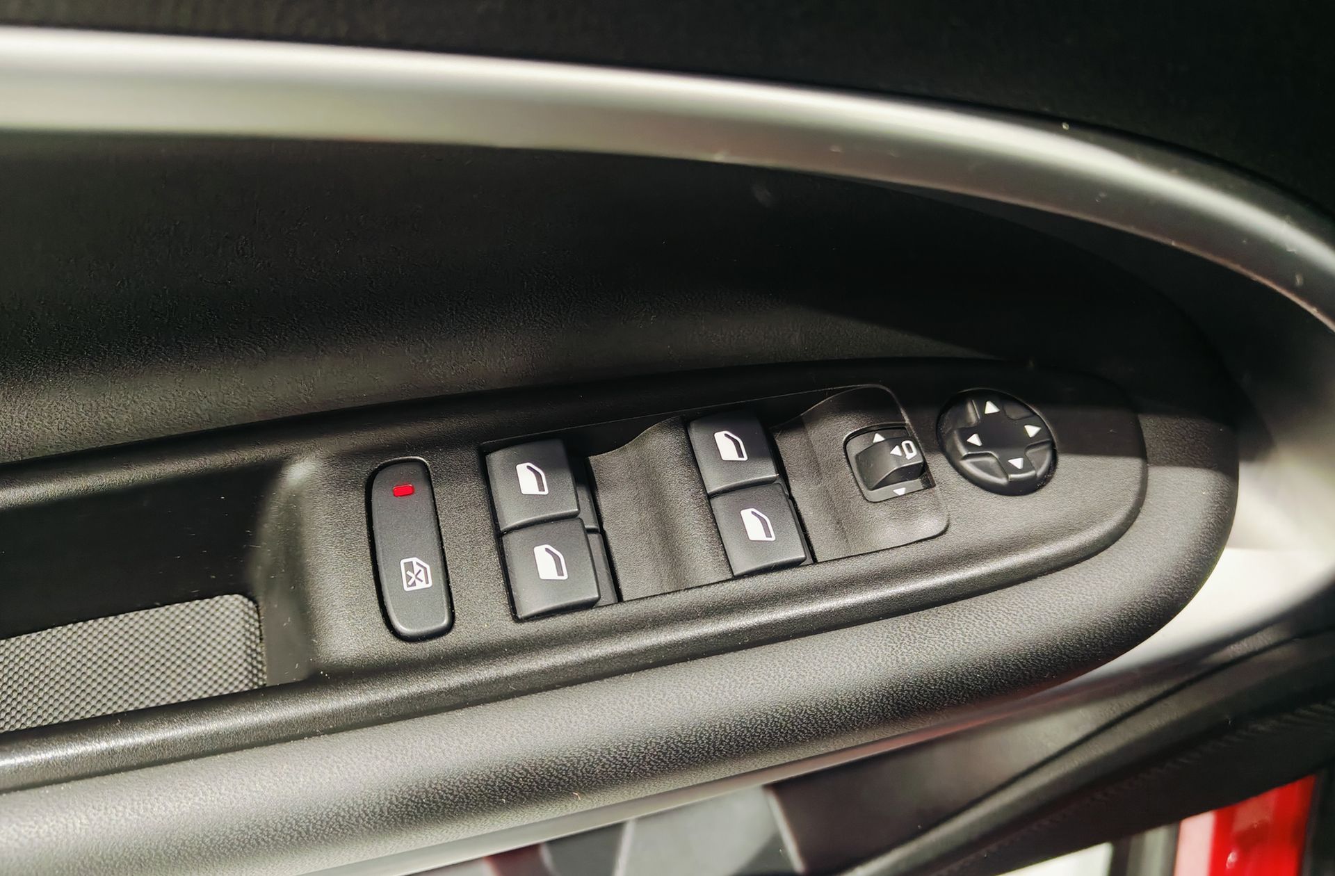 Jeep Avenger 1.2 G Summit - foto 36