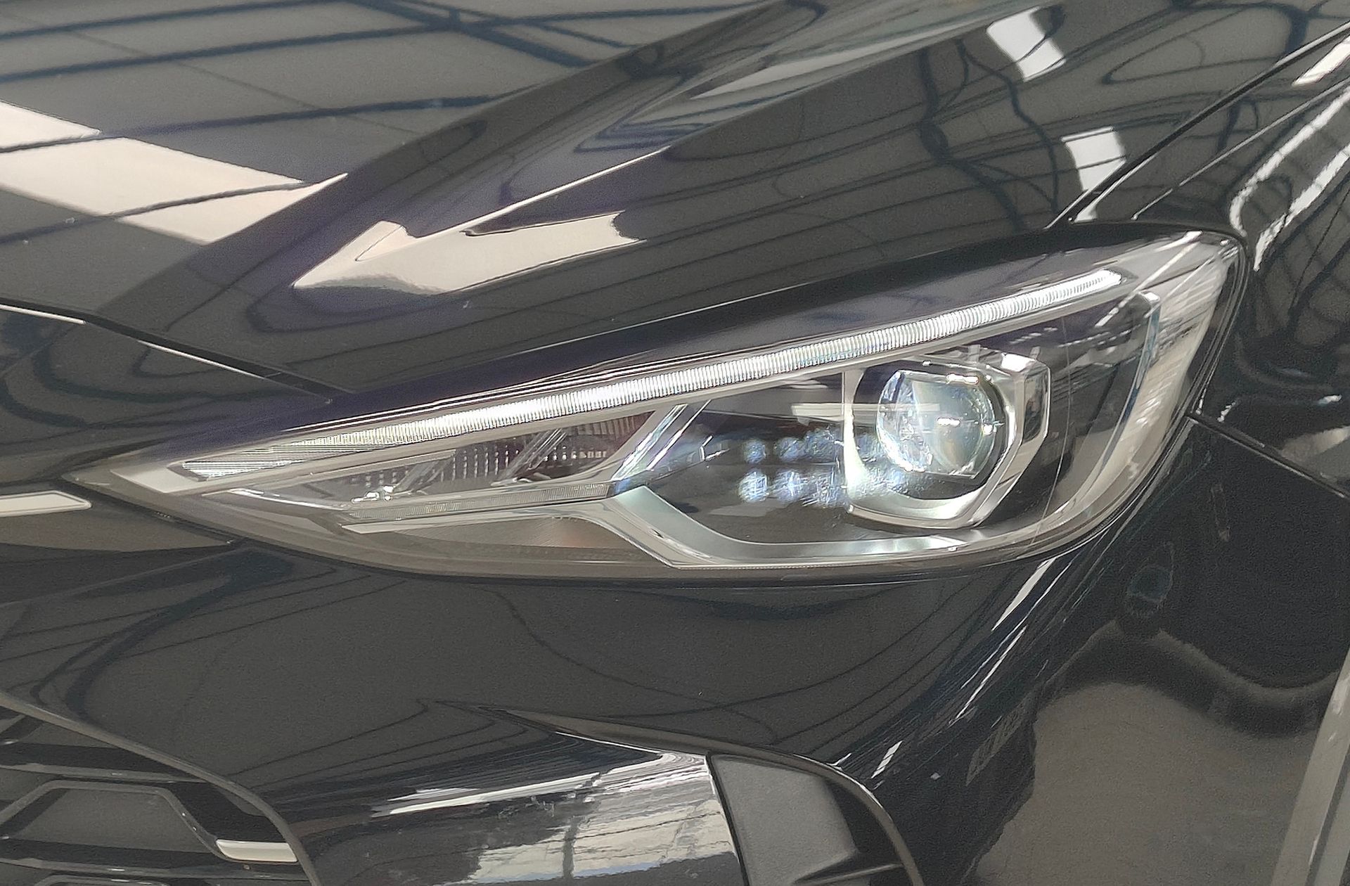 MG ZS 1.5 Hybrid+ Luxury - foto 15