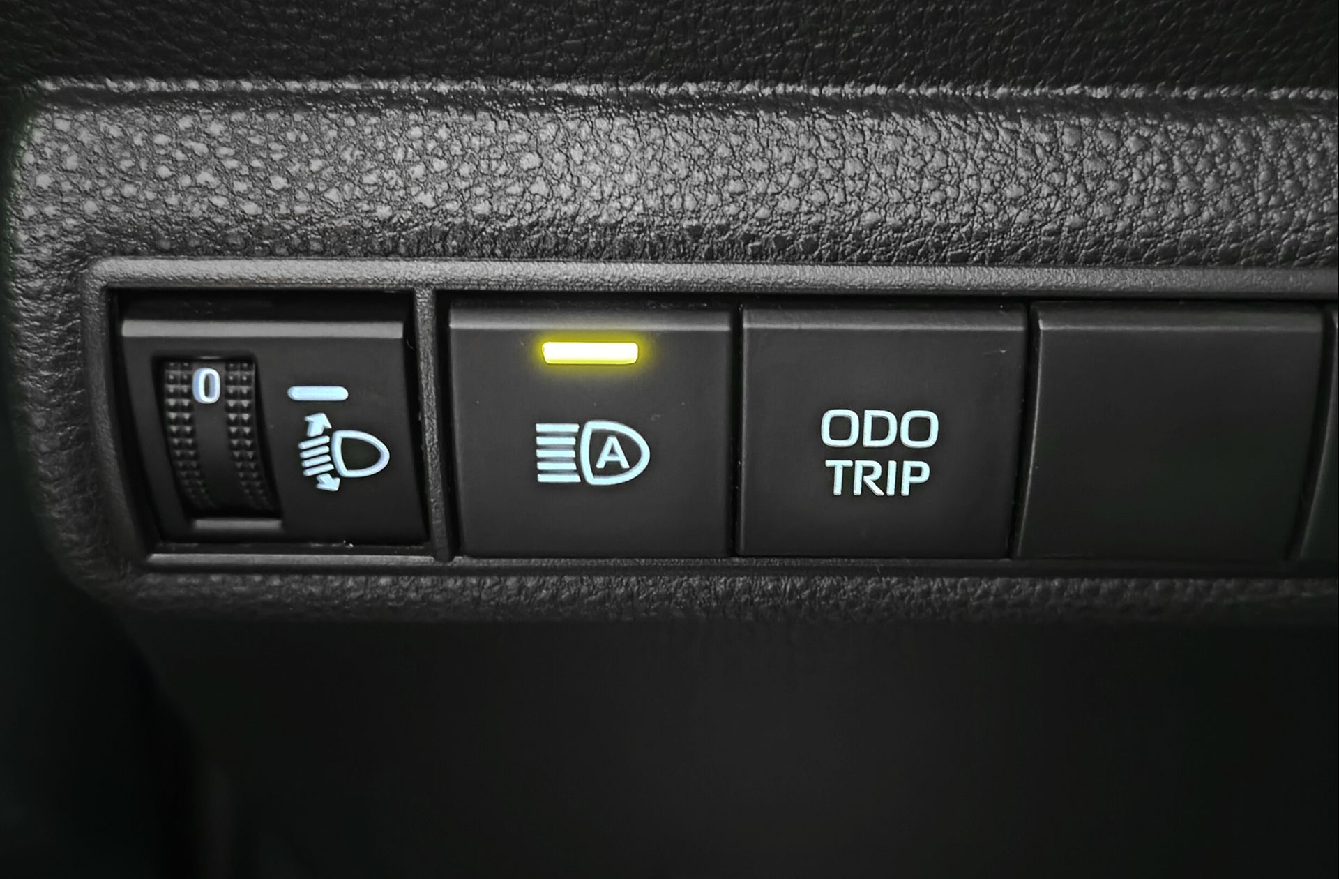 Toyota Corolla Touring Sports 140H Active Plus - foto 23