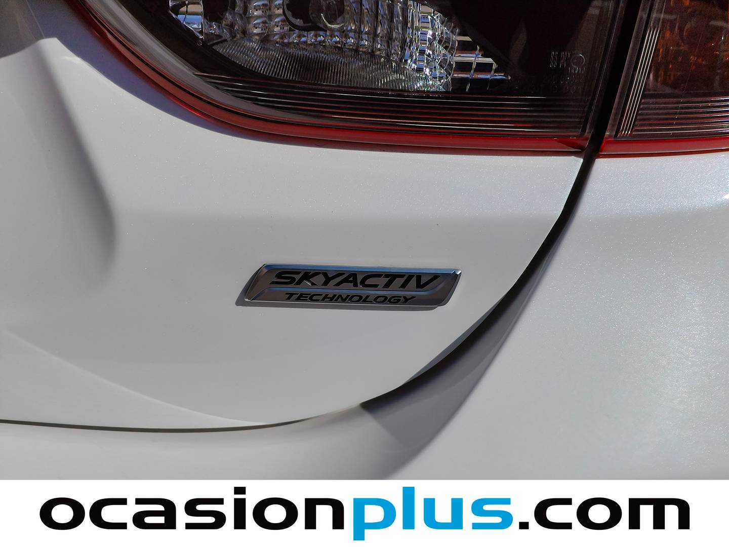 Mazda Mazda6 Mazda Mazda 6 2.2 DE Luxury + Pack Premium + Pack Travel + SR (175 CV) de segunda mano