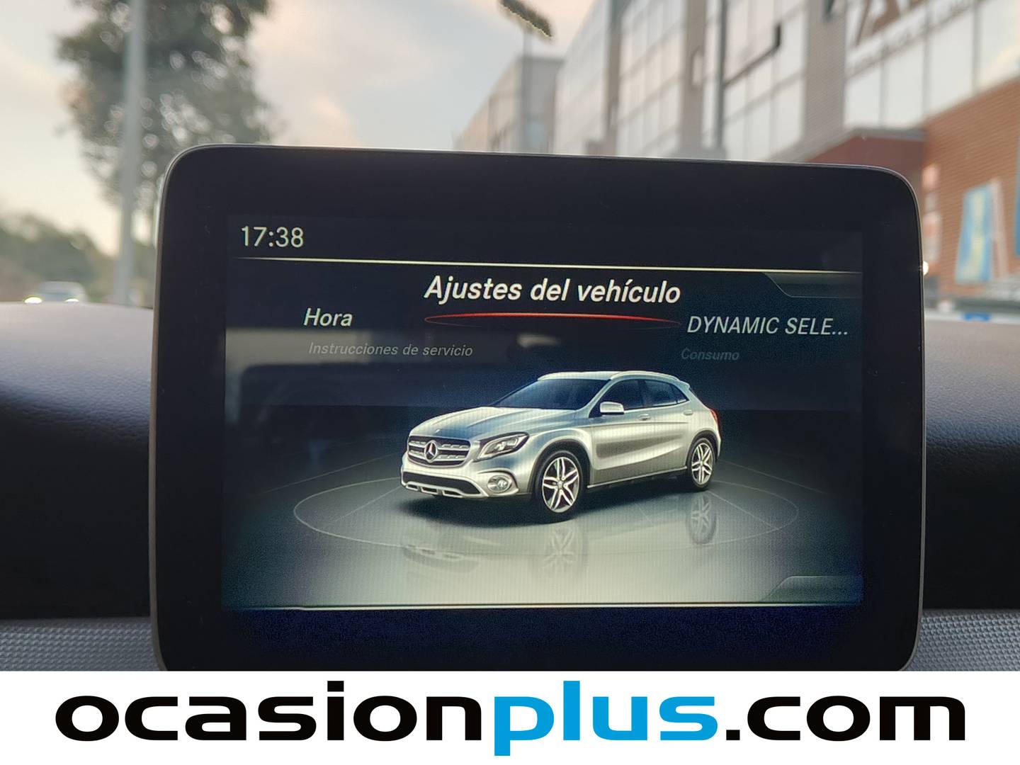 Foto Mercedes GLA Mercedes-Benz GLA GLA 200 d (136 CV)