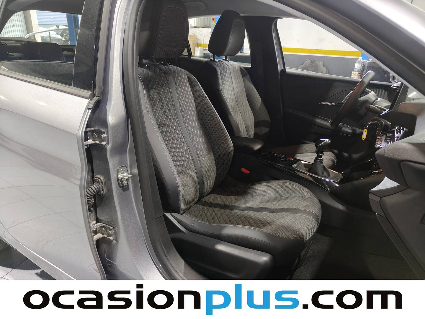 Peugeot 208 Peugeot 208 PureTech 100 Allure (100 CV) gasolina