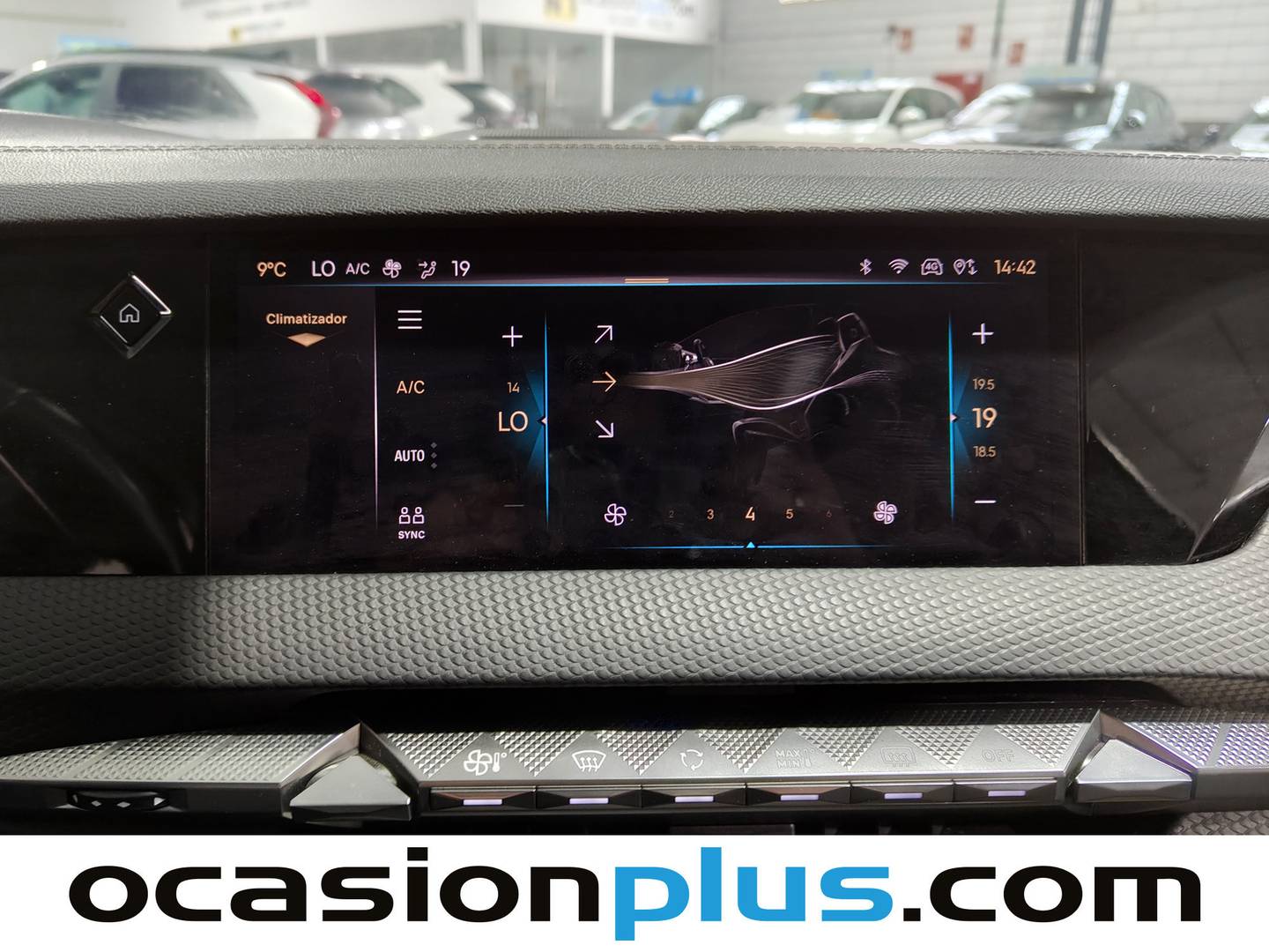 Foto DS DS 4 DS DS4 BlueHDi 130 Trocadero Auto (130 CV)