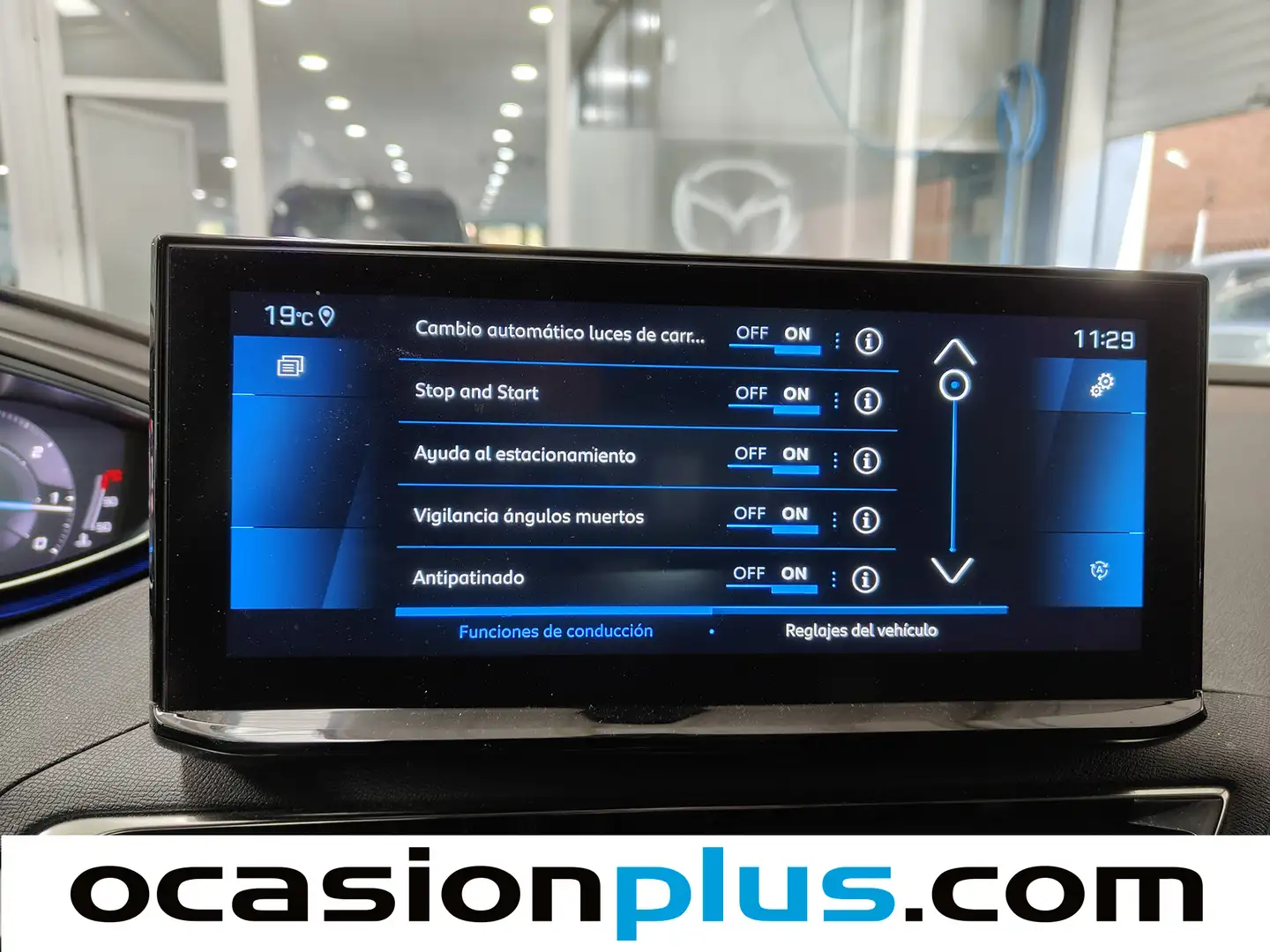 Foto Peugeot 3008 Peugeot 3008 BlueHDi 130 S&S Allure Pack EAT8 (130 CV)