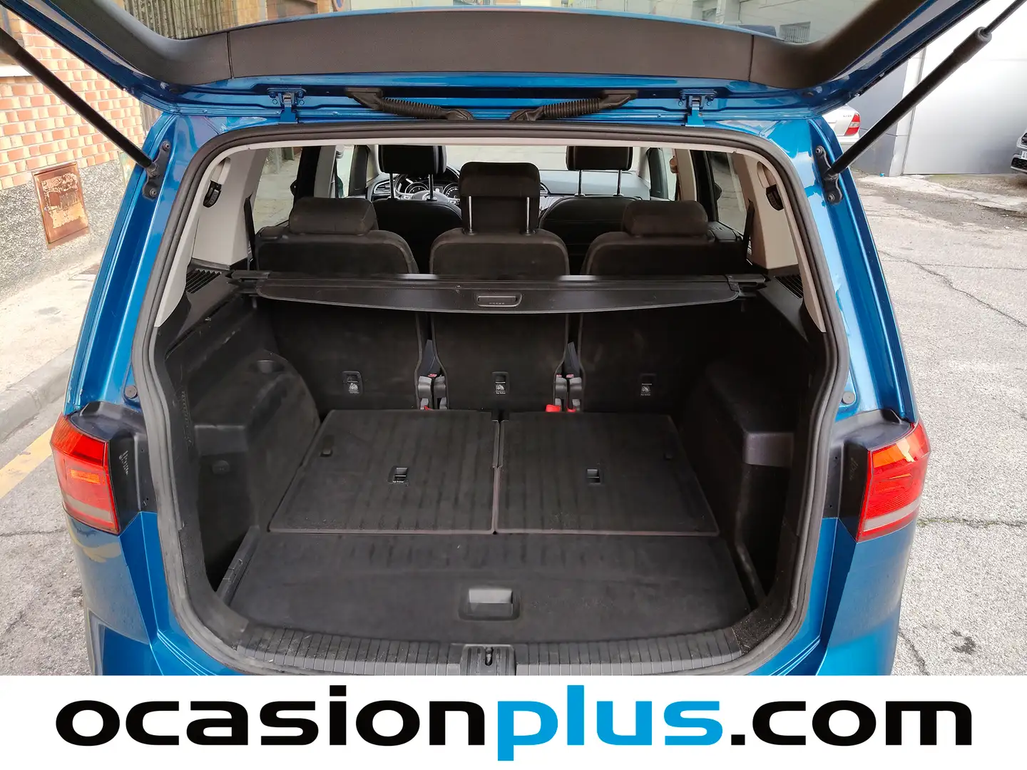 Foto Volkswagen Touran Volkswagen Touran Sport 1.6 TDI (115 CV) 7 Plazas