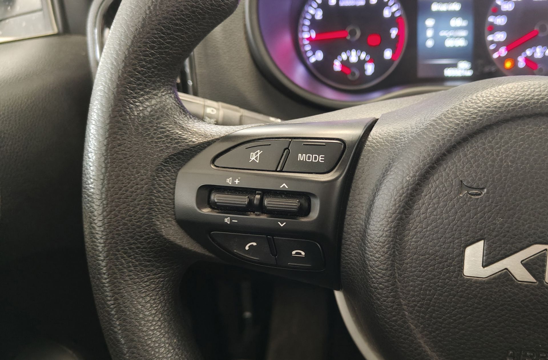 Kia Picanto 1.0 DPi Concept Pack Comfort - foto 21
