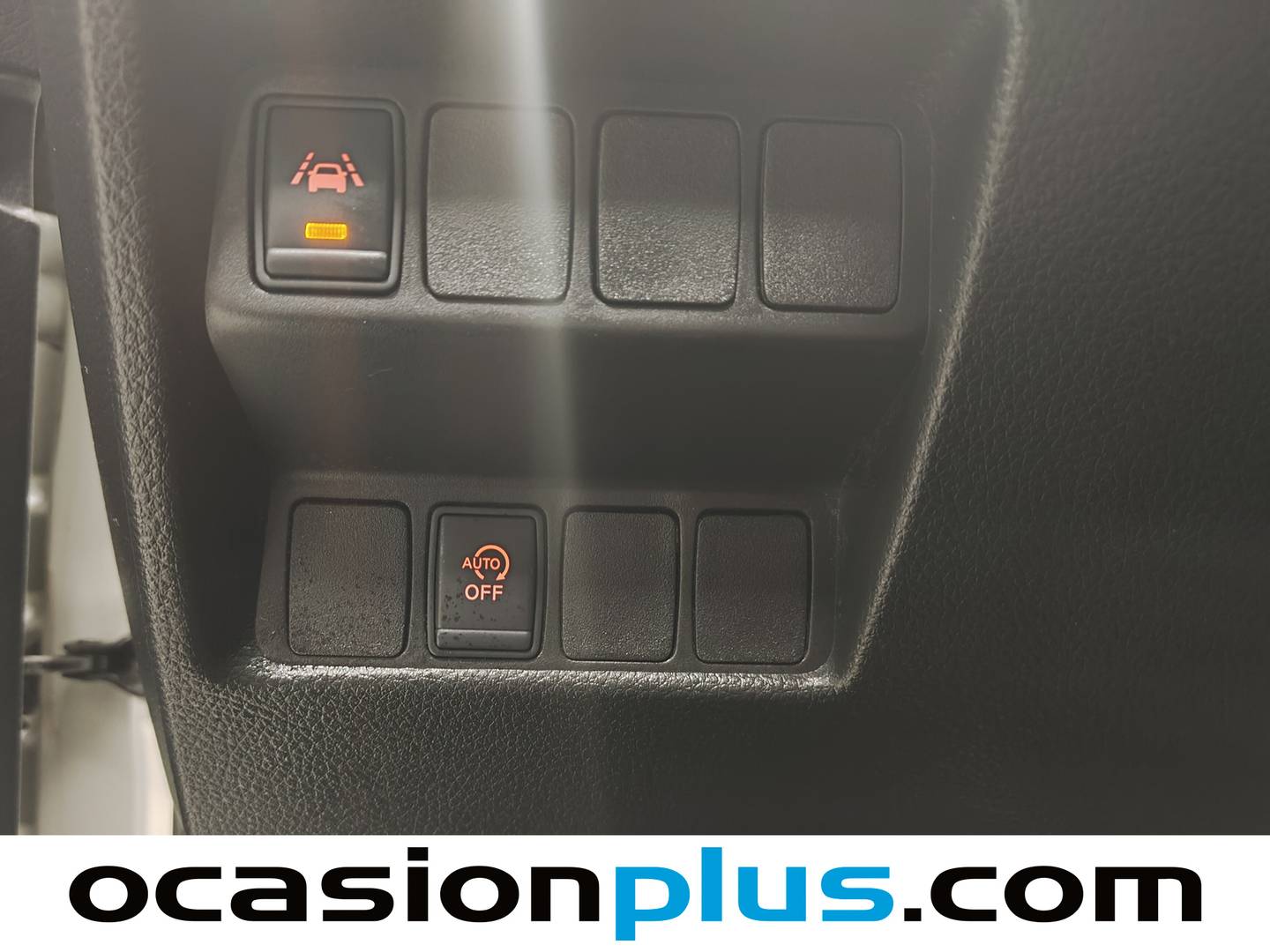Acabados Nissan QASHQAI Nissan Qashqai DIG-T 115 N-Connecta (115 CV)
