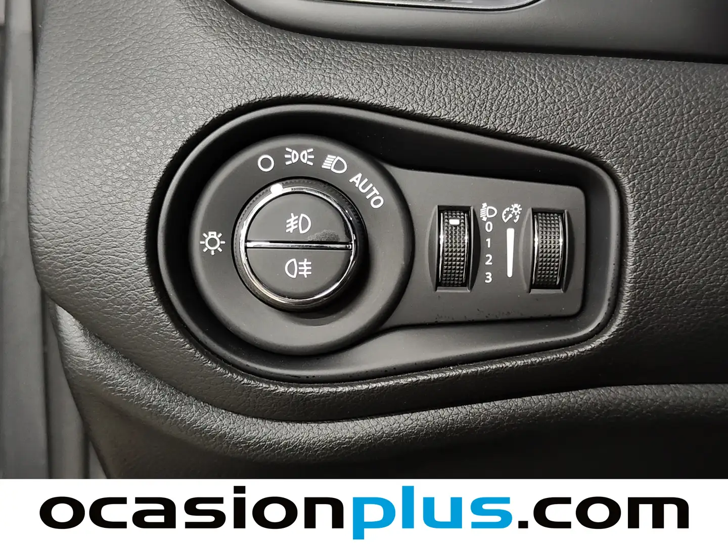 Foto Jeep Renegade Jeep Renegade 1.5 Altitude DCT (130 CV)