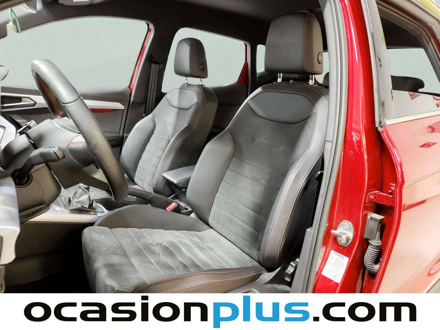 Foto asientos delanteros Seat Arona SEAT Arona 1.0 TSI S&S FR Plus (110 CV)