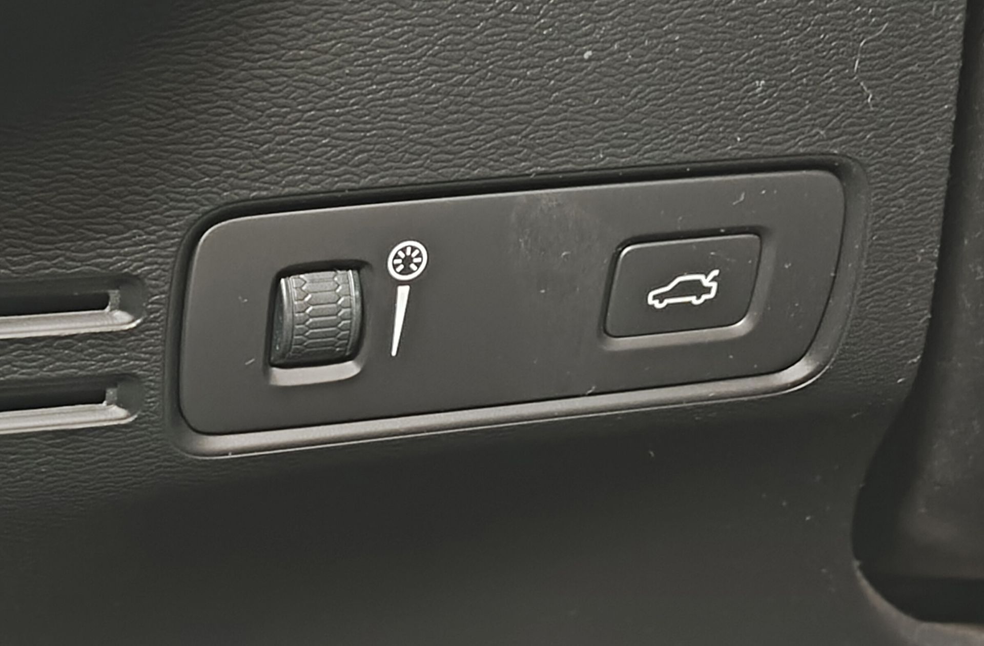 Volvo XC40 D3 Business Plus - foto 25