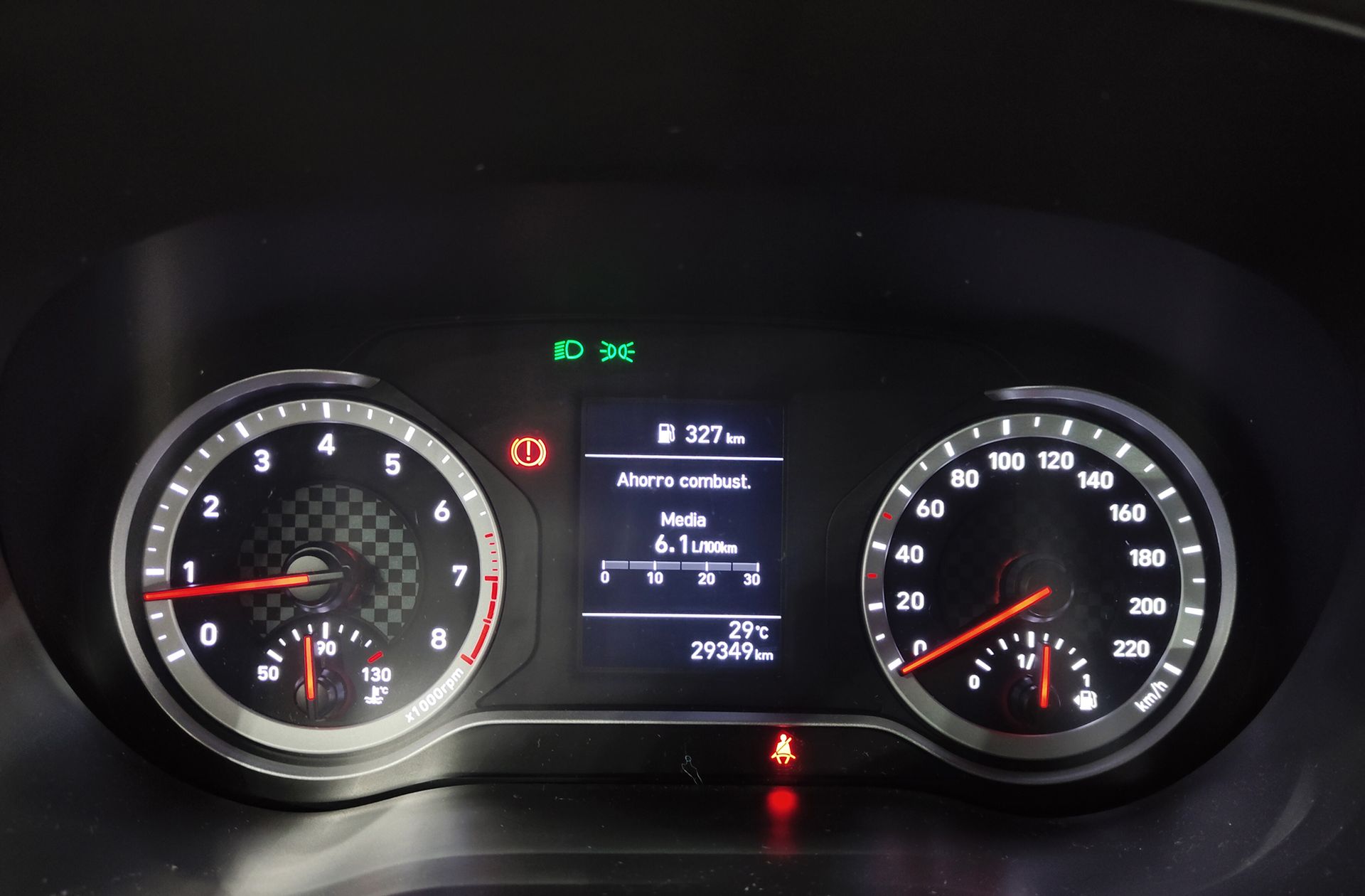 Hyundai i10 1.2 Tecno 2C - foto 18