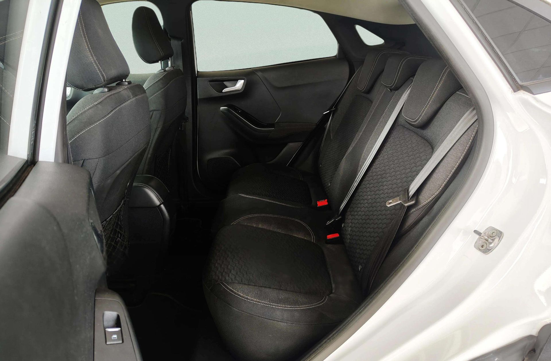 Ford Puma 1.5 EcoBlue Titanium - foto 12
