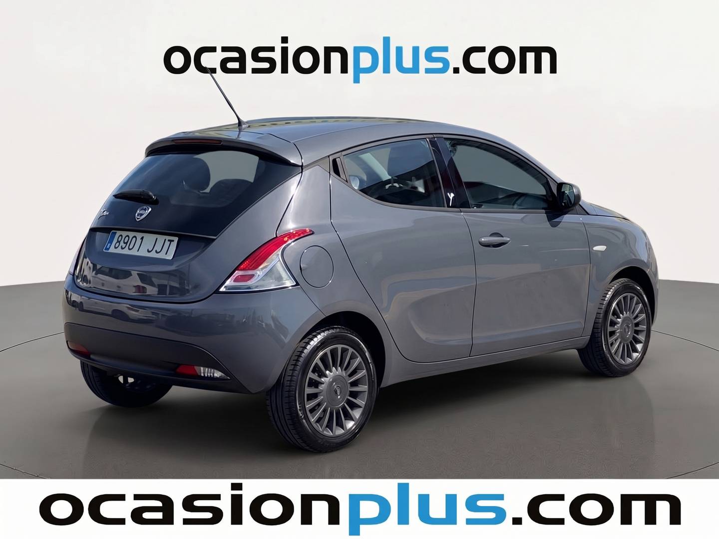 Foto trasera Lancia Ypsilon Lancia Ypsilon 1.2 Silver Evo II (69 CV) derecha
