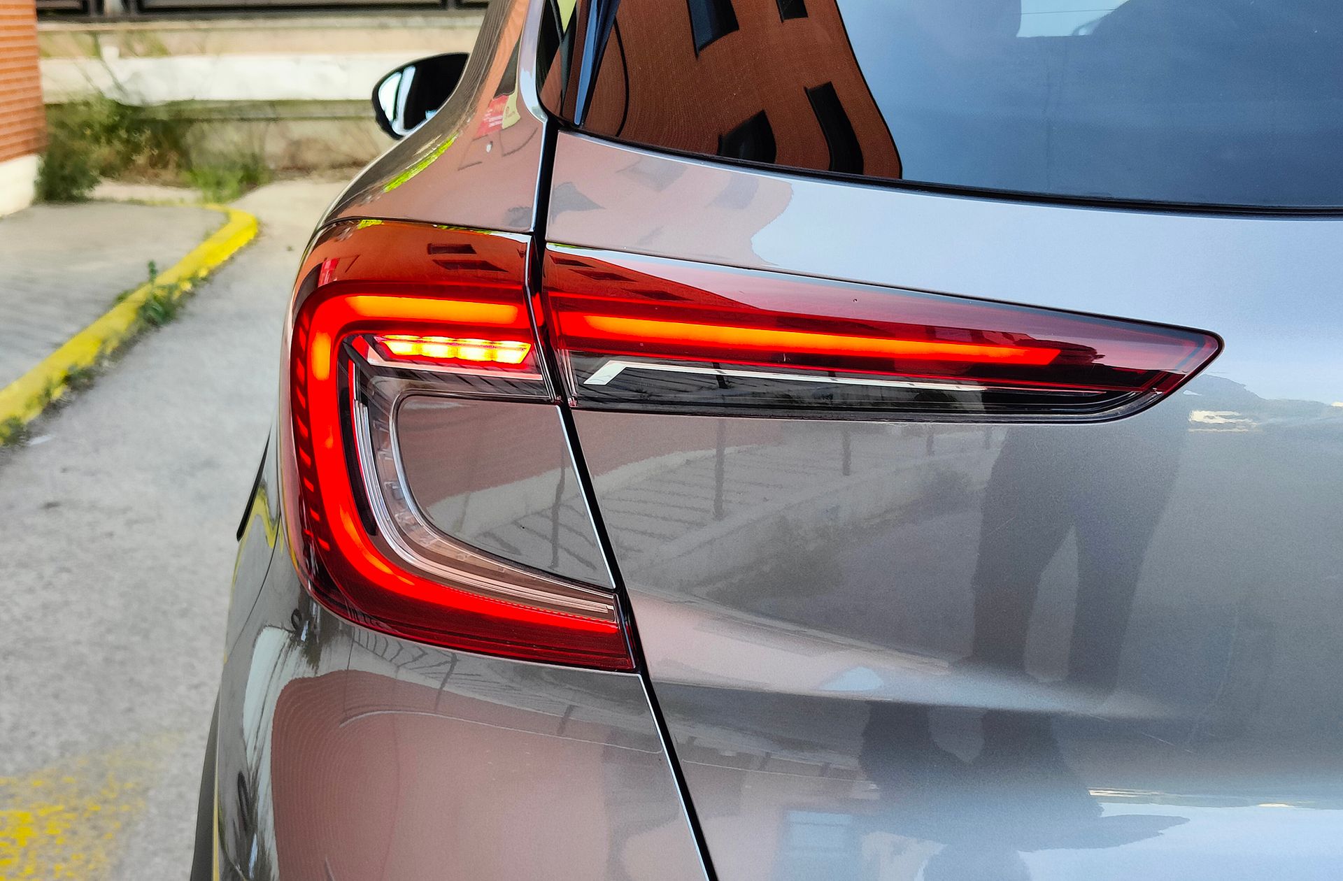 Renault Captur Zen E-Tech Híbrido enchufable - foto 21