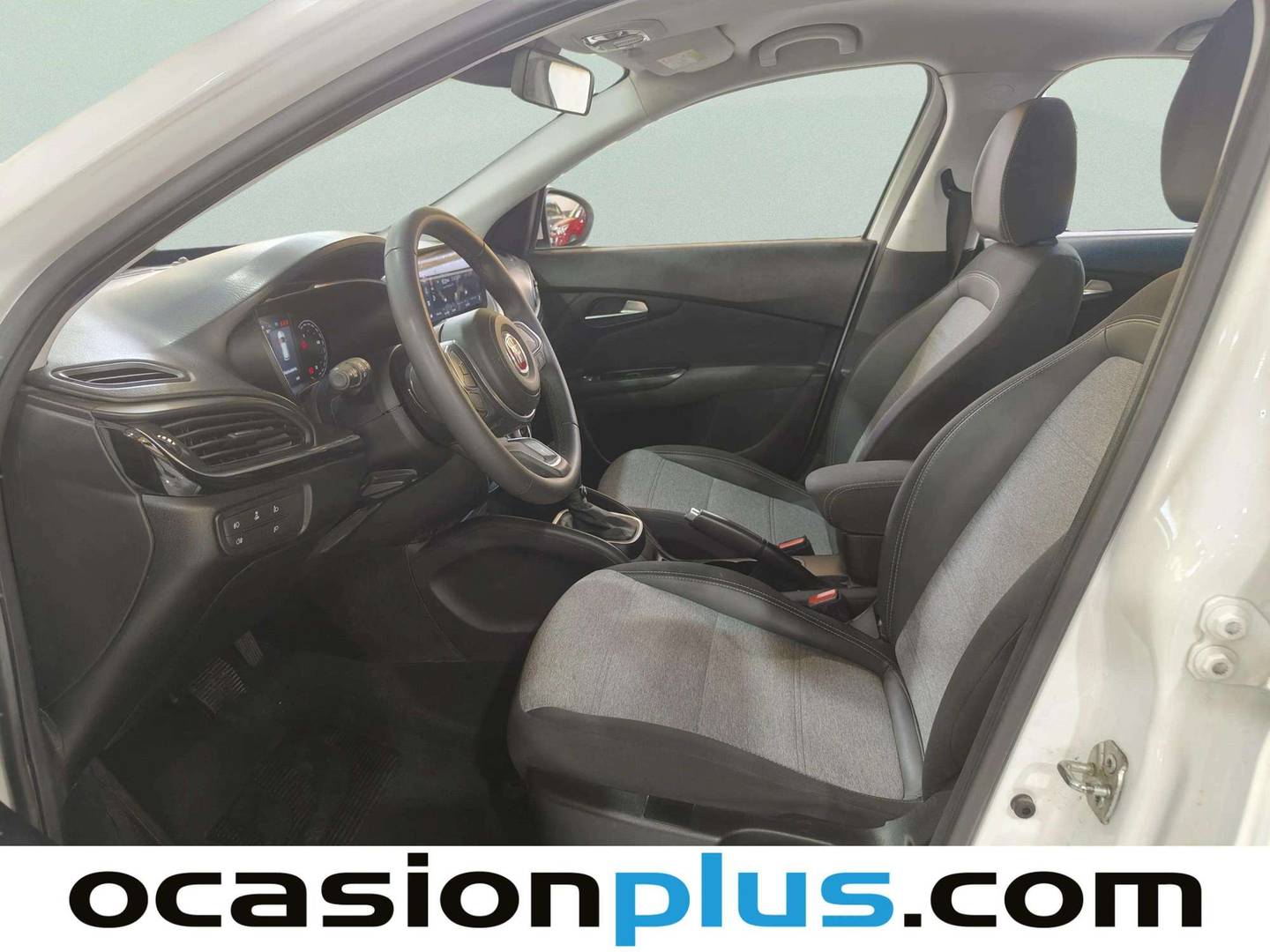 Foto asientos delanteros Fiat Tipo Fiat Tipo 1.5 Hybrid Cross DCT (130 CV)