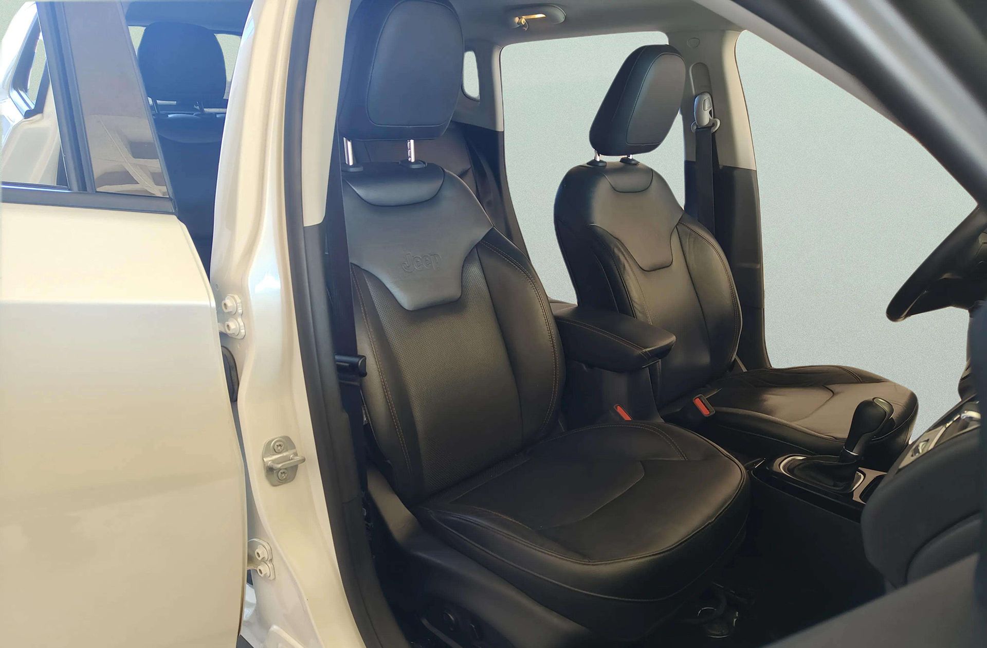 Jeep Compass 2.0 MultiJet Limited 4x4 AD - foto 18