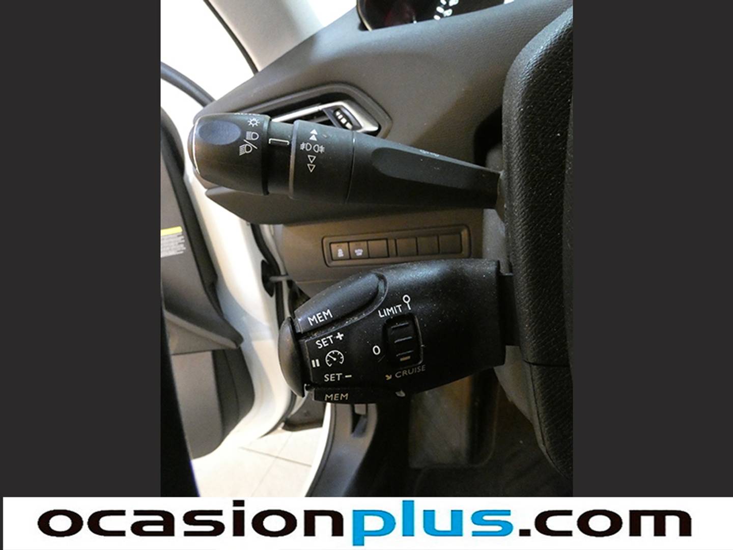 Foto Peugeot 308 Peugeot 308 SW SW 1.2 PureTech Allure EAT6 (130 CV)