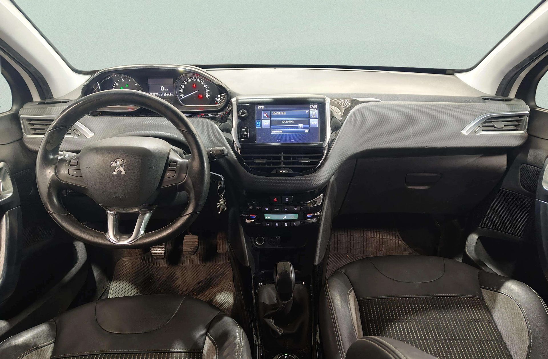 Peugeot 2008 PureTech 110 Allure - foto 6