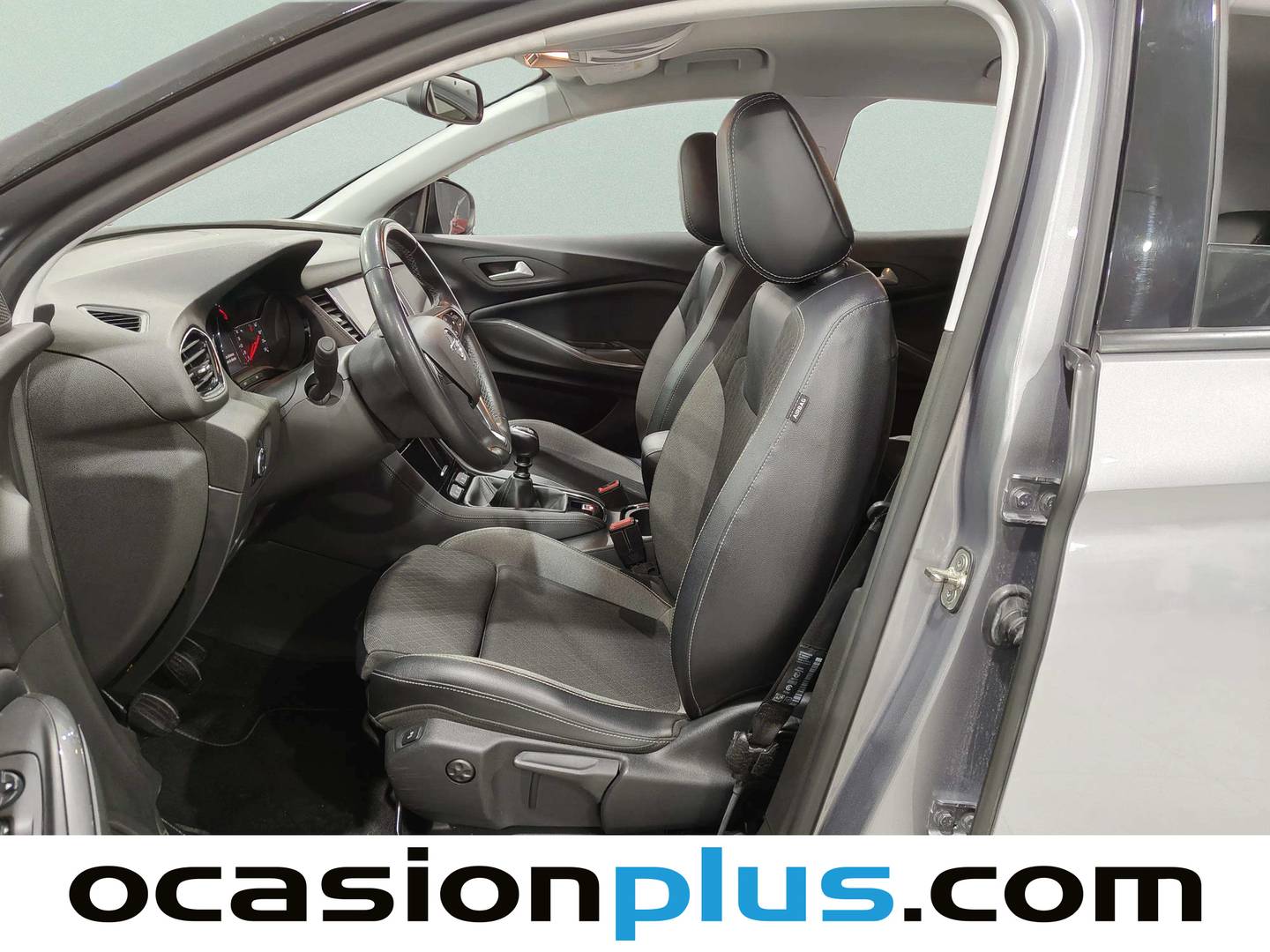 Foto asientos delanteros Opel Grandland X Opel Grandland X 1.5 CDTi Design & Tech (130 CV)