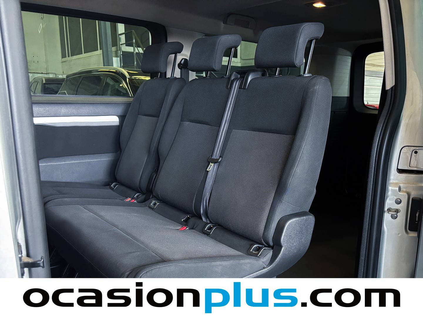 Foto asientos traseros Peugeot Traveller Peugeot Traveller 1.6 BlueHDi Business Long (115 CV) 5 Plazas