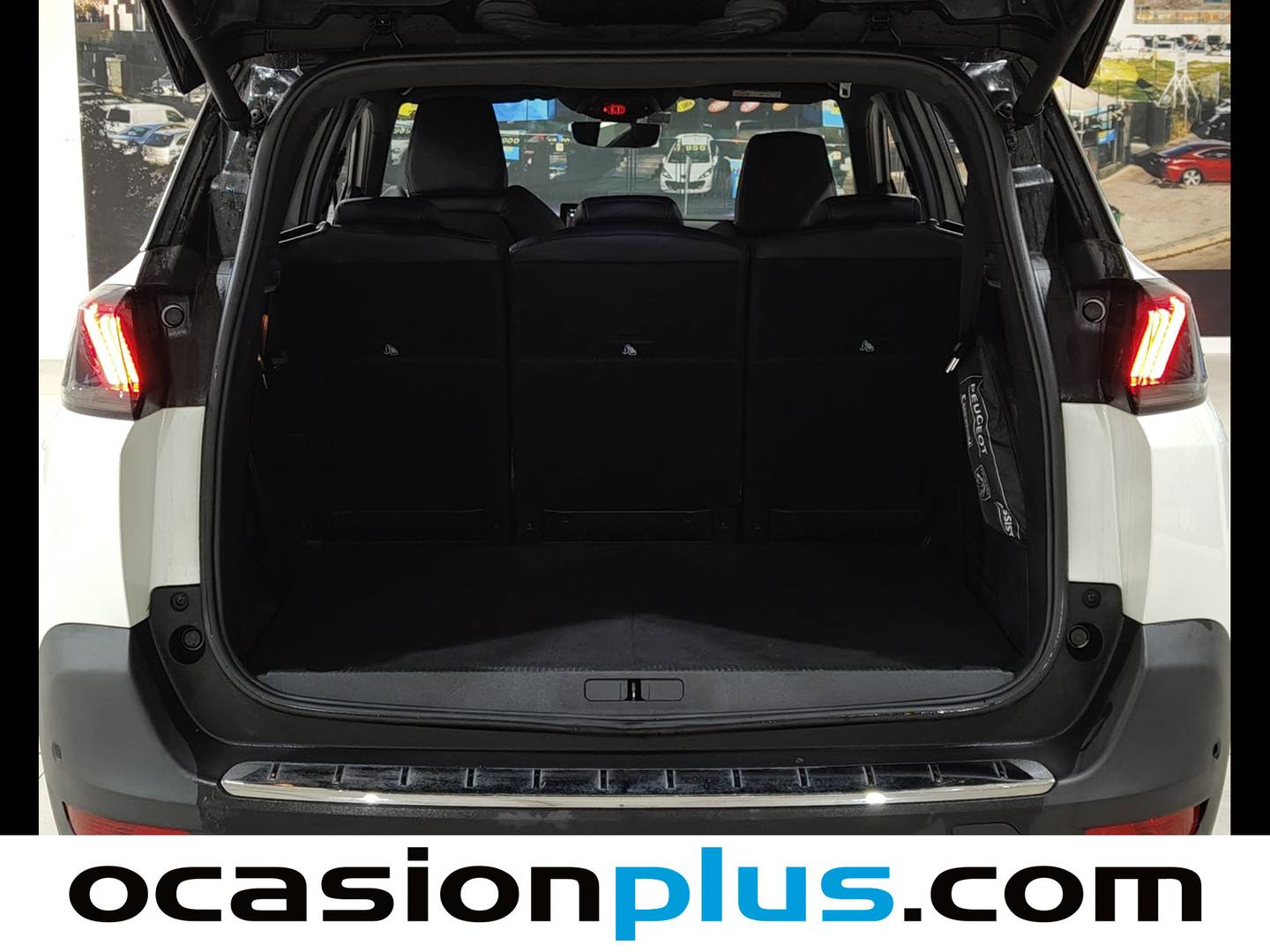 Foto Peugeot 5008 Peugeot 5008 BlueHDI 130 S&S GT EAT8  (130 CV) 7 Plazas