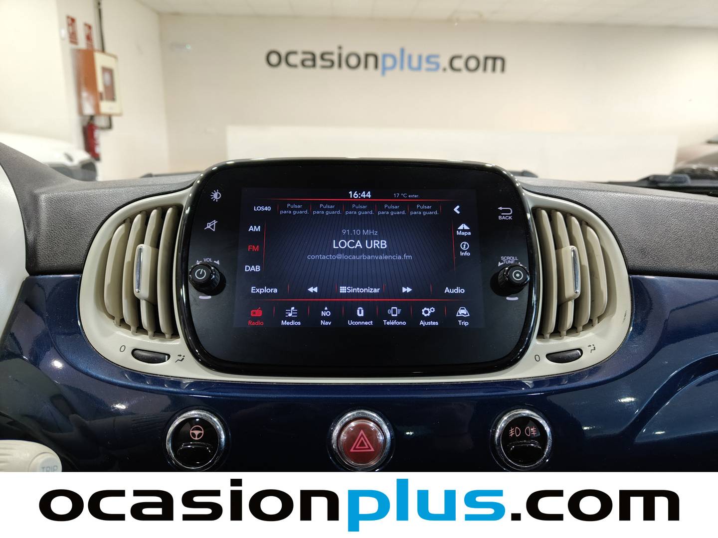 Equipamiento del Fiat 500 Fiat 500 1.0 Hybrid Dolcevita (70 CV)