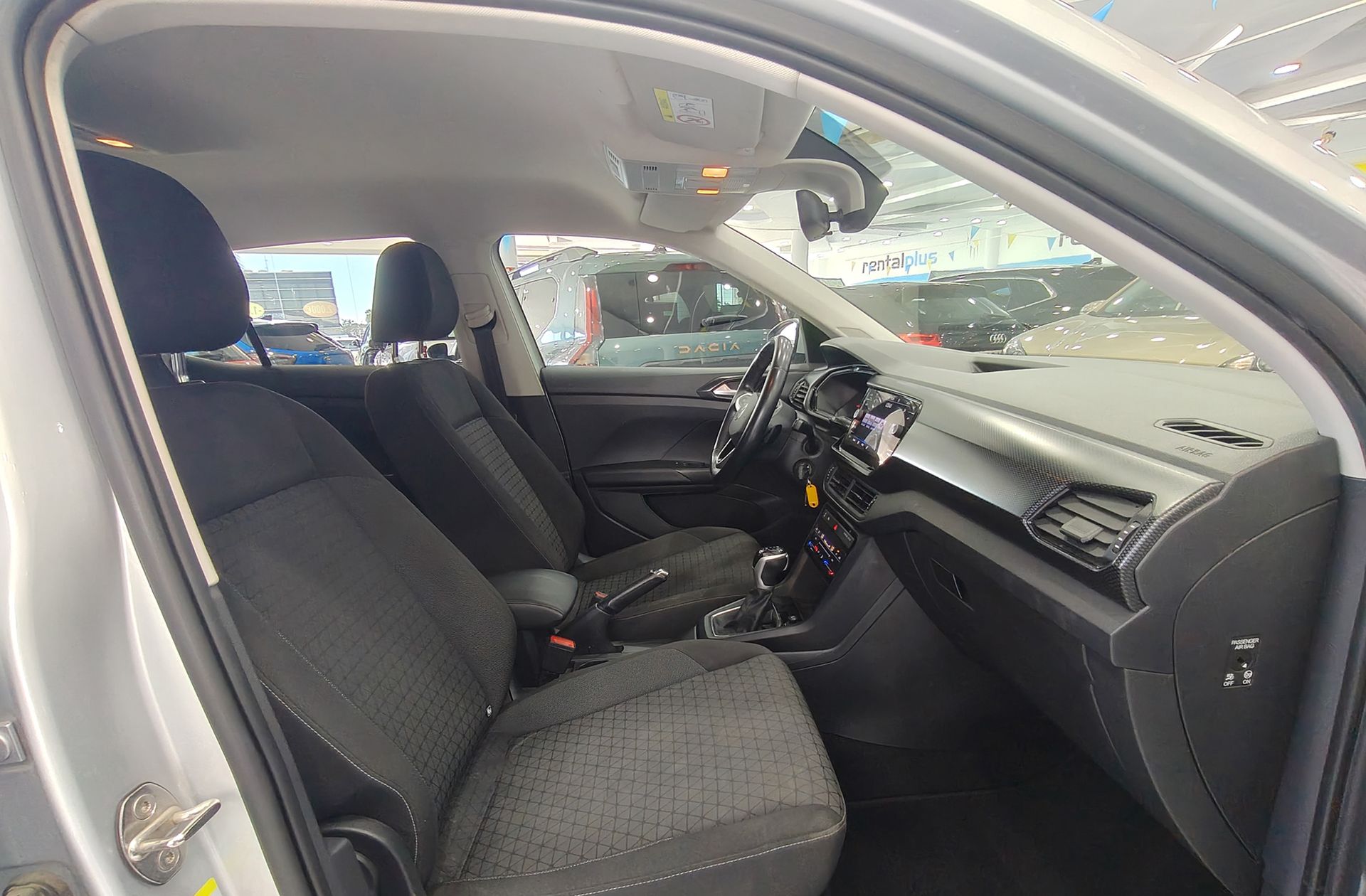 Volkswagen T-Cross Advance 1.0 TSI DSG - foto 14
