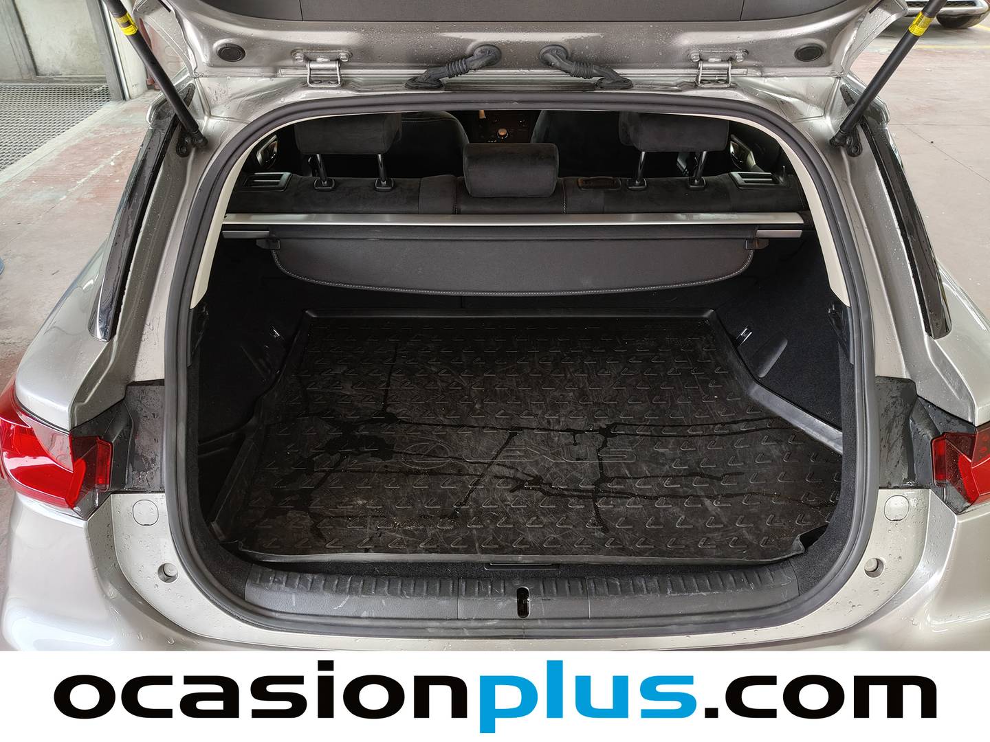 Fotos maletero Lexus CT Lexus CT 200h Business (136 CV)