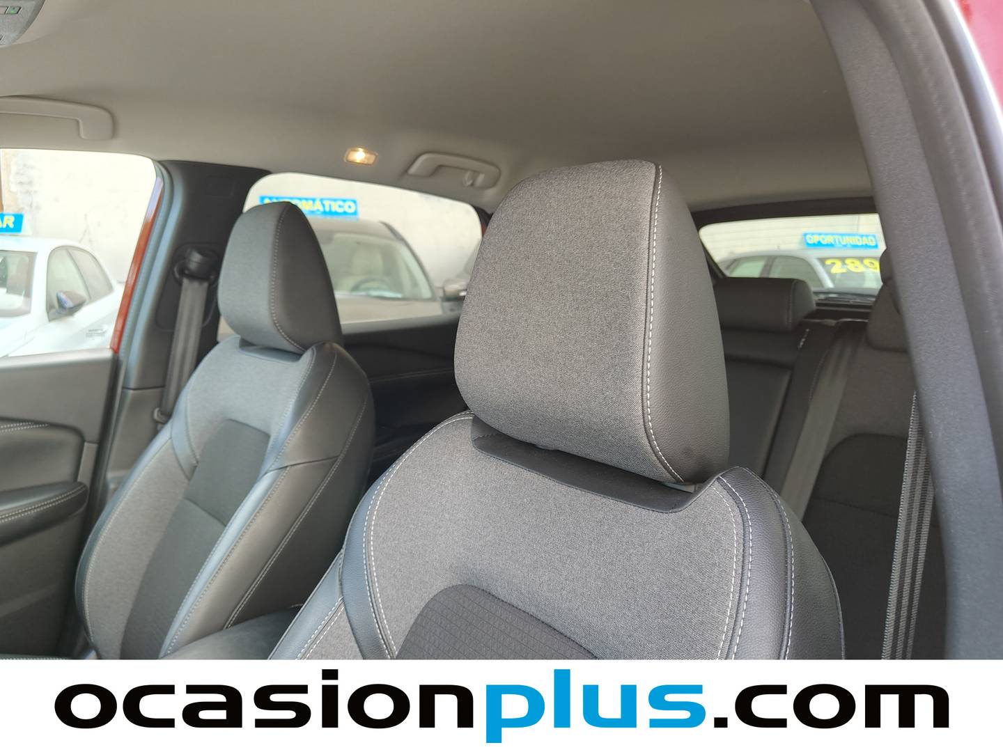 Extras y acabados del Nissan QASHQAI Nissan Qashqai DIG-T 160 N-Connecta 4x2 CVT (158 CV)