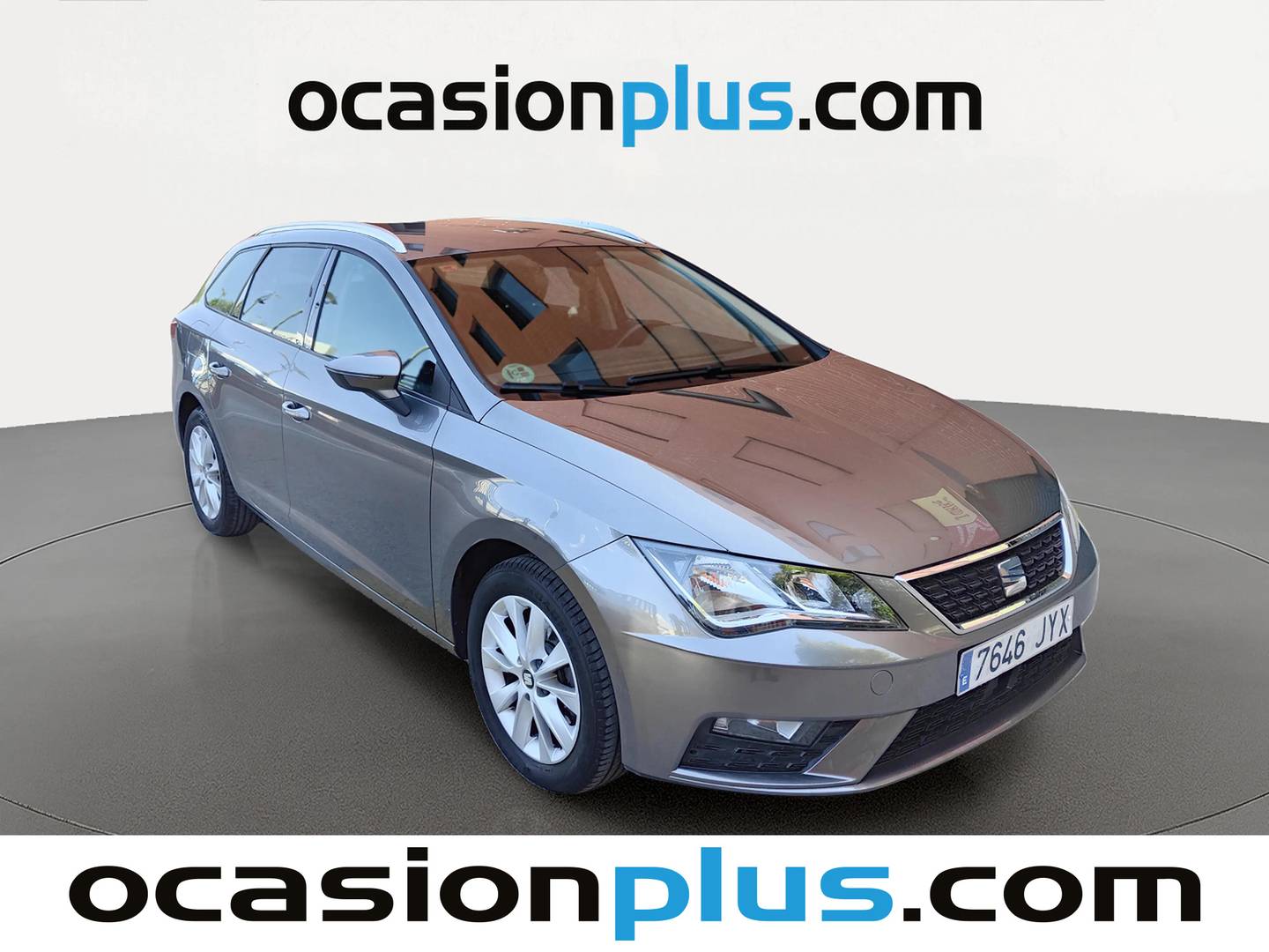 Foto delantera Seat León Seat León ST 1.6 TDI S&S Style Plus DSG7 (115 CV) derecha