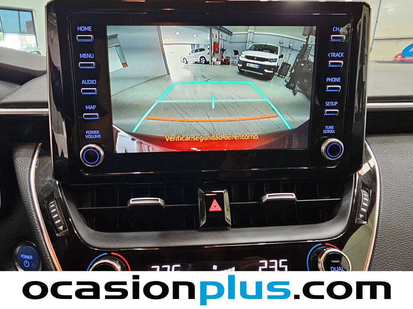 Equipamiento del Toyota Corolla Toyota Corolla 180H FEEL! E-CVT (180 CV)