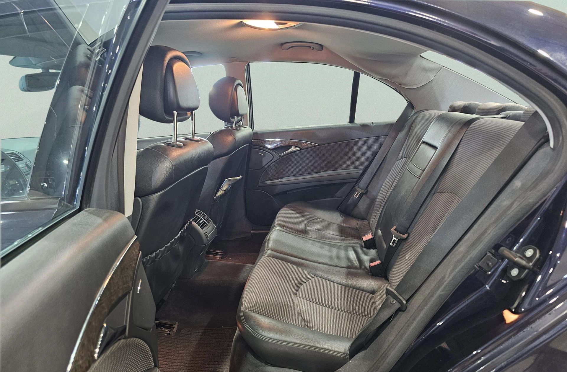 Mercedes-Benz Clase E E220 CDI Elegance - foto 10