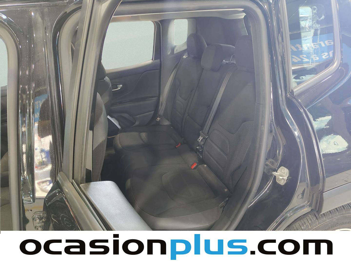 Foto asientos traseros Jeep Renegade Jeep Renegade 1.4 Multiair Limited 4x2 DDCT (140 CV)