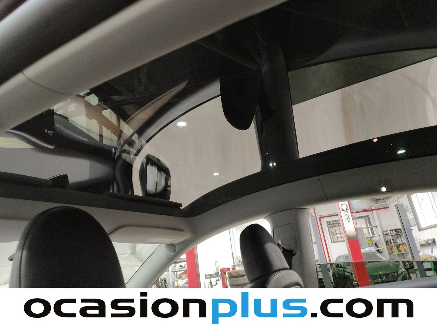 Extras y acabados del Tesla Model Y Tesla Model Y Gran Autonomía 4WD (514 CV)