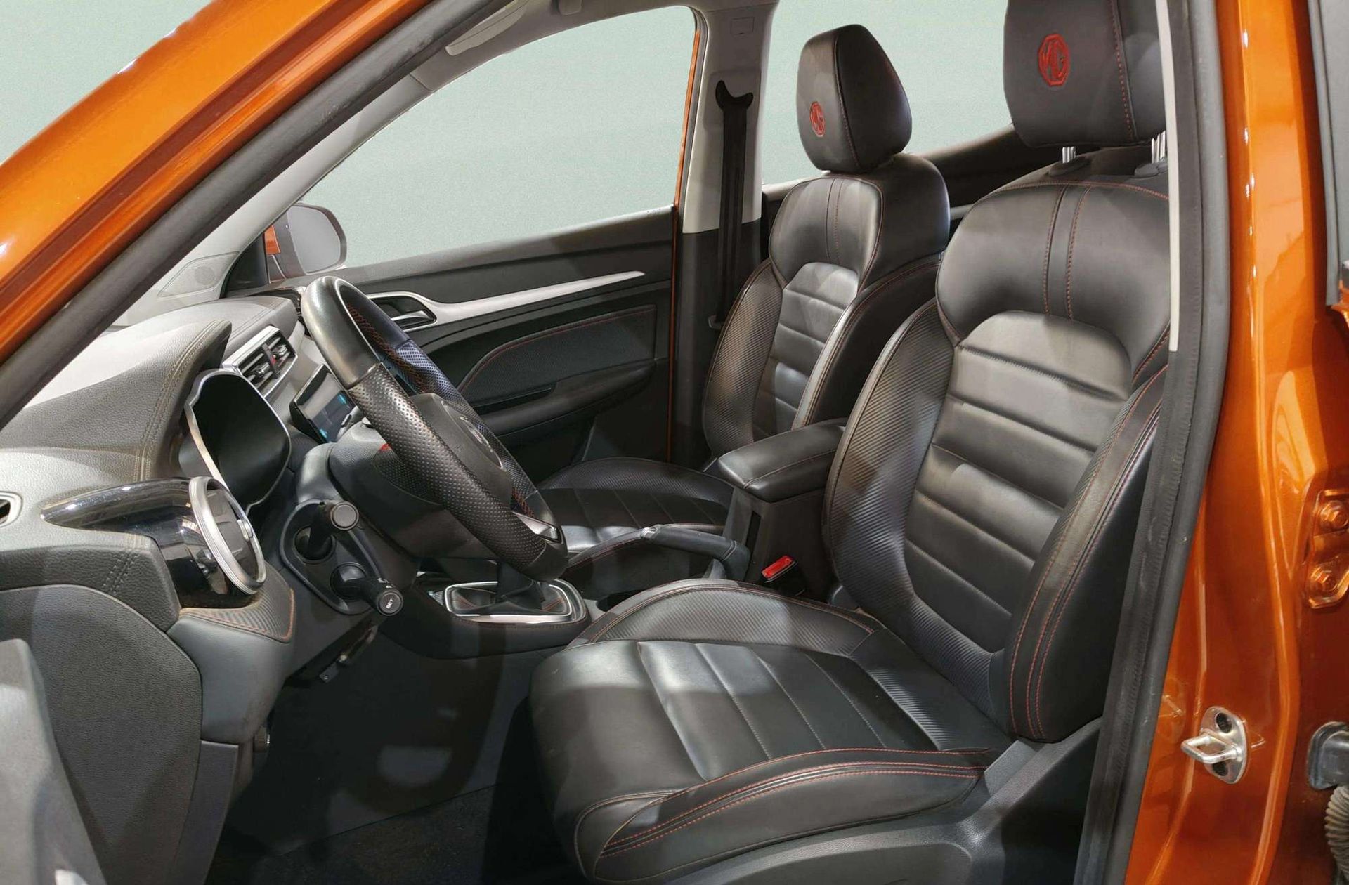 MG ZS 1.5 Luxury - foto 14