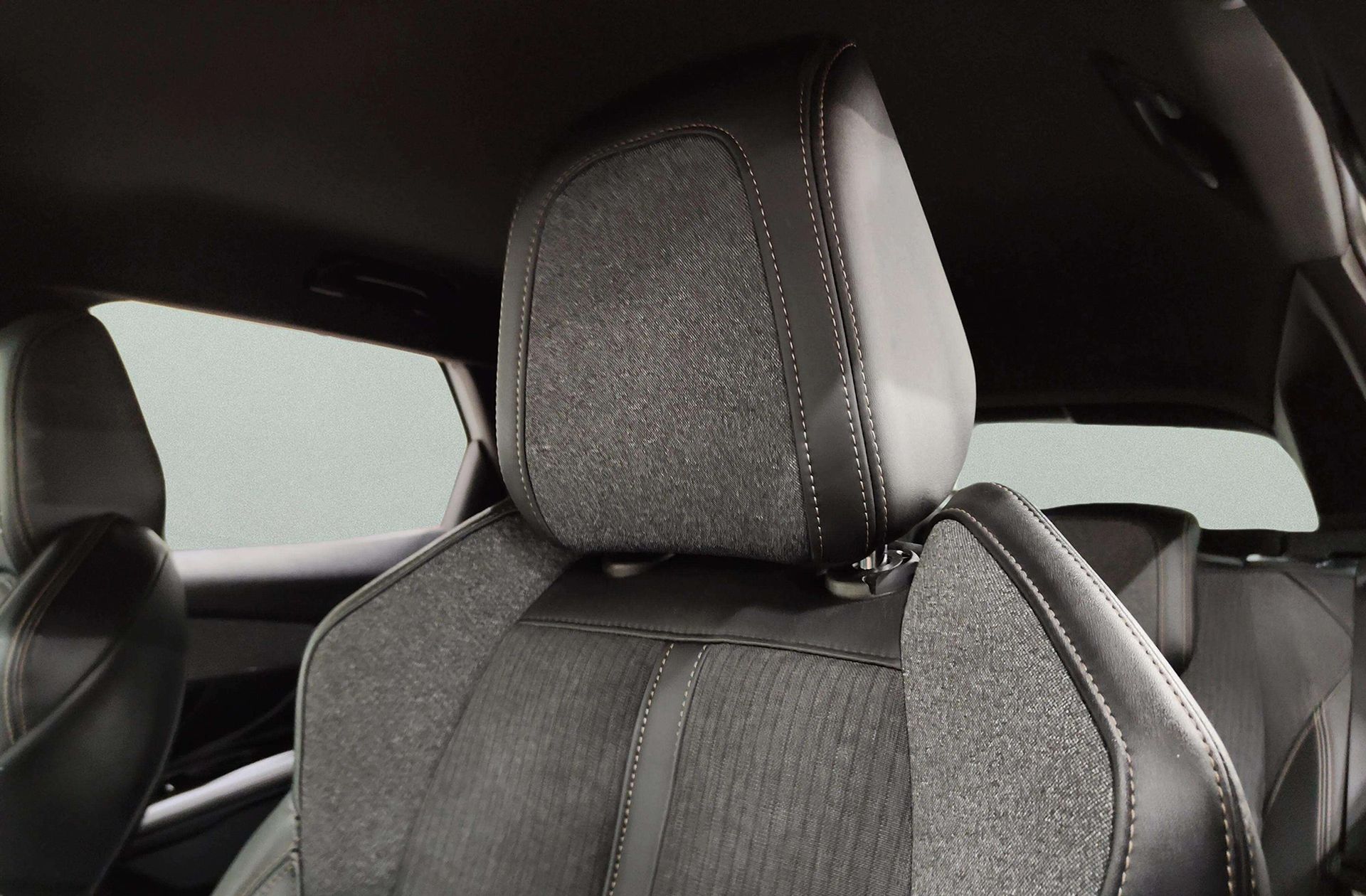Peugeot 3008 PureTech 180 GT Line EAT8 - foto 8