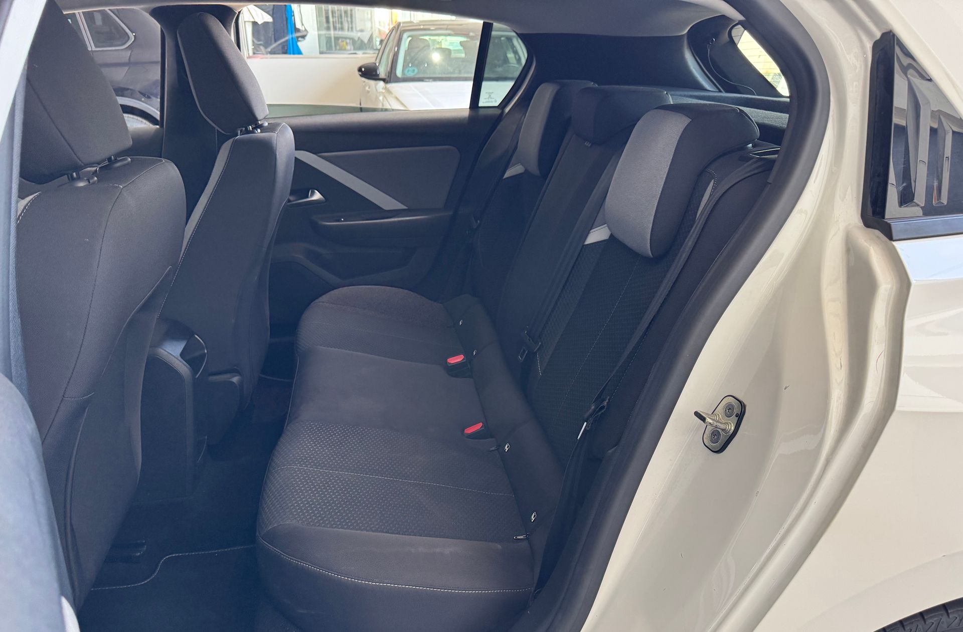 Opel Astra 1.5 D DTH Edition - foto 10
