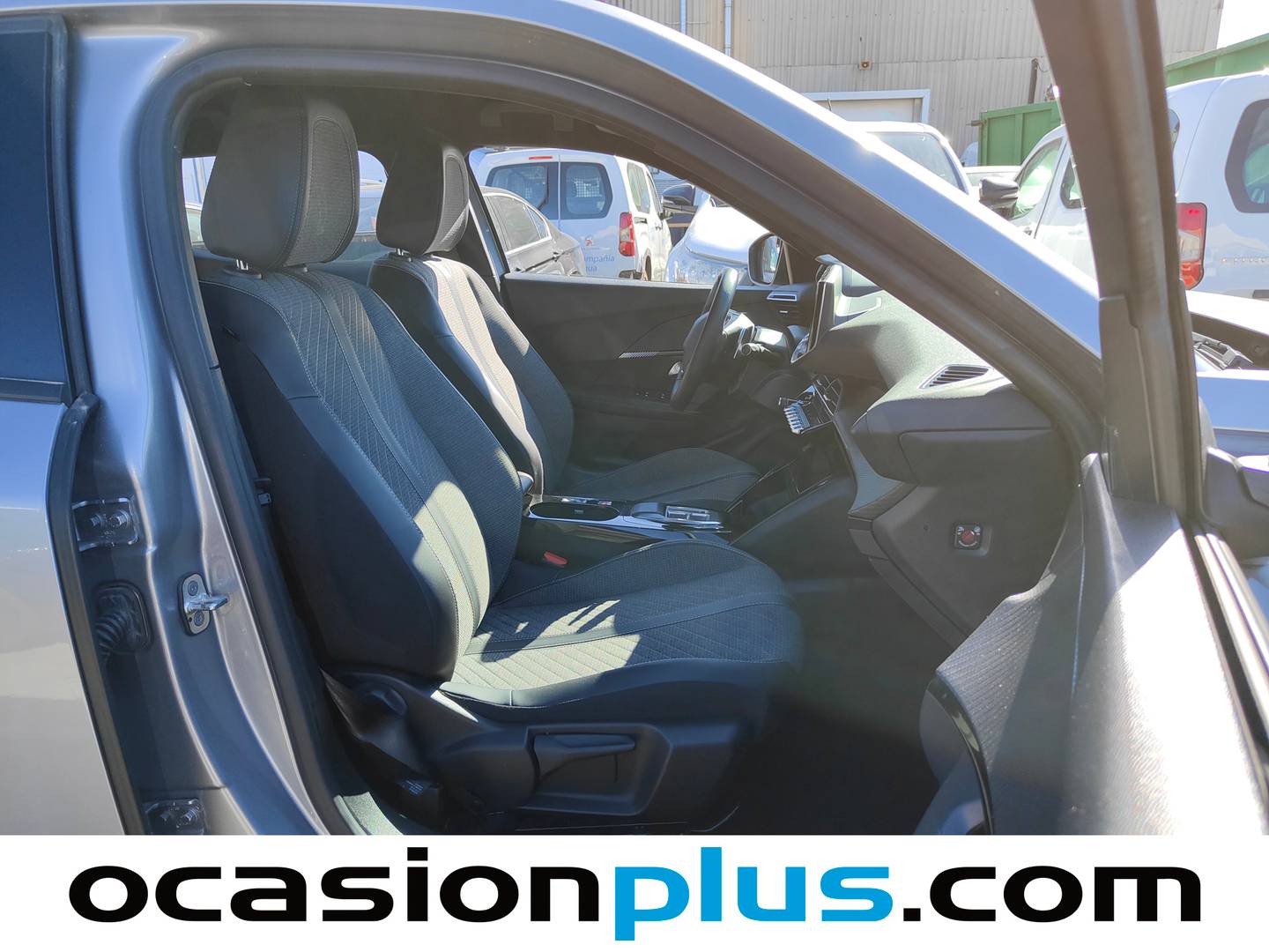 Peugeot 2008 Peugeot 2008 PureTech 130 S&S Allure EAT8 (130 CV) gasolina