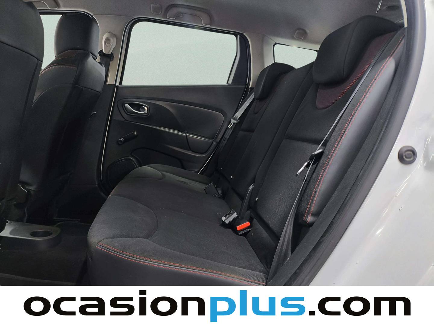 Foto asientos traseros Renault Clio Renault Clio Sport Tourer 1.2 16V Authentique E6 (75 CV)