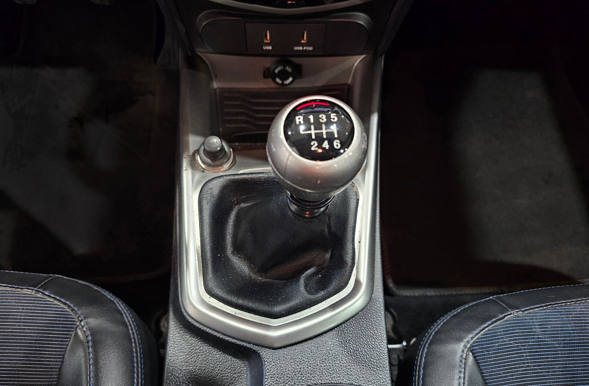 SsangYong Tivoli D16T Premium 4x2 - foto 5