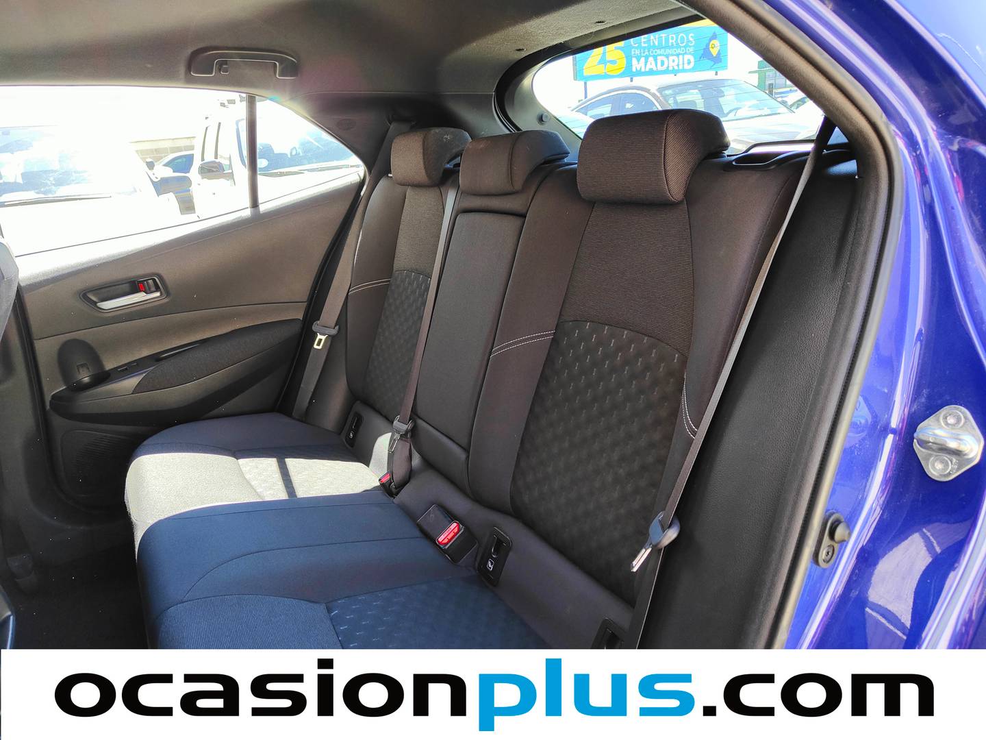 Foto asientos traseros Toyota Corolla Toyota Corolla 140H Active Plus (140 CV)