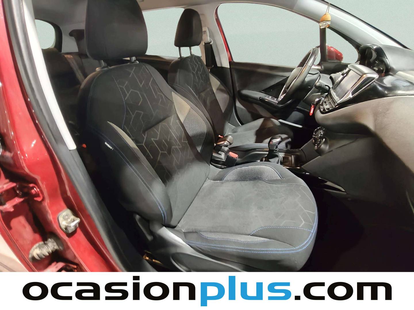 Foto Peugeot 2008 Peugeot 2008 PureTech Signature (82 CV)